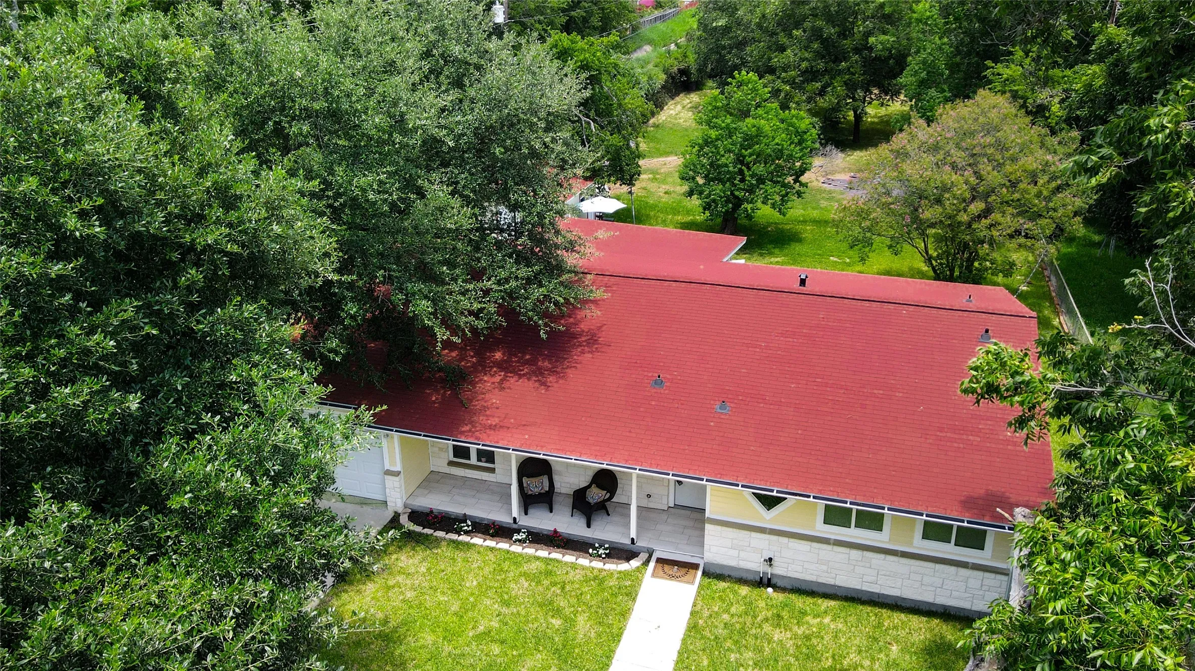 Single Family Residence For Sale in Bell County , 2801 Cheaney Drive, Killeen, Texas 76543, 3 Bedroom, 2 Bathroom, 1 Garage spaces, 1,504 Sqft, built in 1963, mls#21344650, Real Estate Agent in Killeen, Homes For Sale in Bell county, Homes For Sale in Killeen, Realtor in Killeen Texas, Real Estate Brokerage Independent Realty Texas, Luminita Cordes Realtor