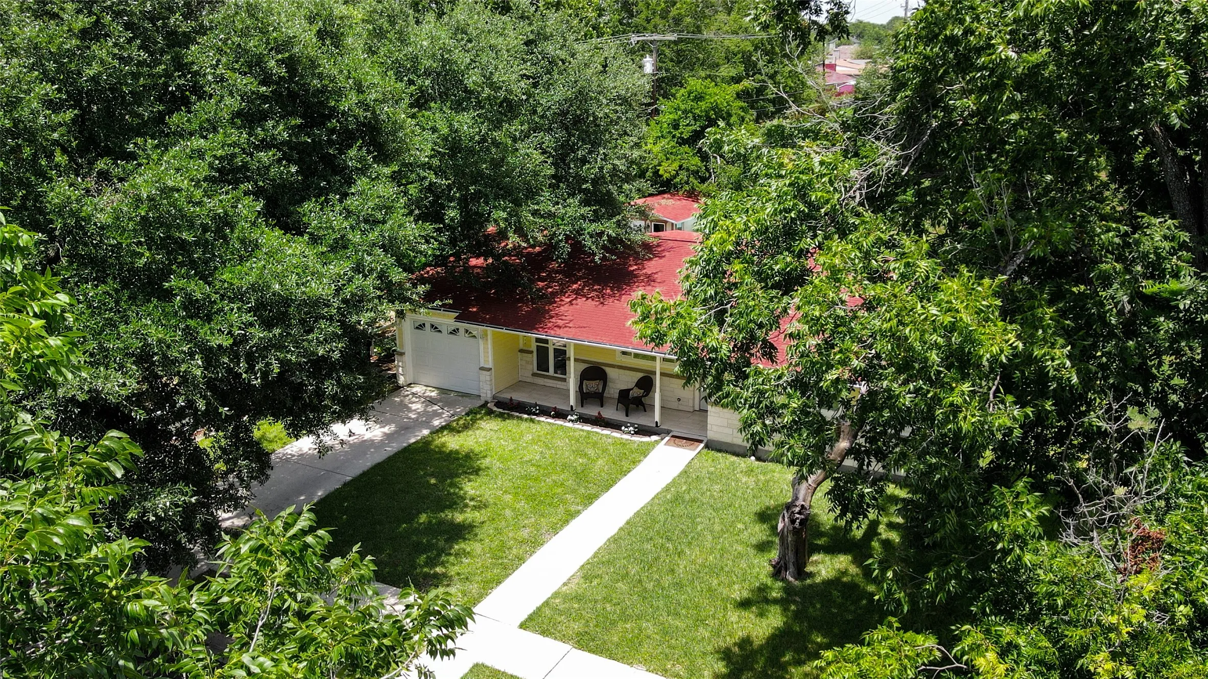 Single Family Residence For Sale in Bell County , 2801 Cheaney Drive, Killeen, Texas 76543, 3 Bedroom, 2 Bathroom, 1 Garage spaces, 1,504 Sqft, built in 1963, mls#21344650, Real Estate Agent in Killeen, Homes For Sale in Bell county, Homes For Sale in Killeen, Realtor in Killeen Texas, Real Estate Brokerage Independent Realty Texas, Luminita Cordes Realtor