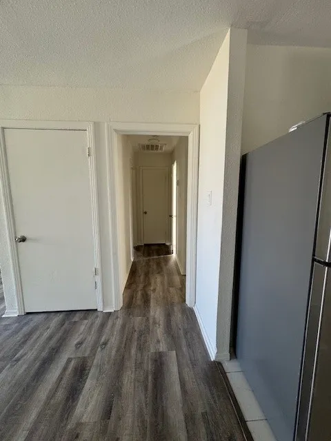 Duplex For Rent in Dallas County , 1302 Stone Drive, Irving, Texas 75061, 2 Bedrooms, 1 Bathroom, 2 Garage spaces, 1,288 Sqft, built in 1973, Price $1,650, mls#21344658, Real Estate Agent in Irving, Homes For Rent in Dallas county, Homes For Rent in Irving, Realtor in Irving Texas, Real Estate Brokerage Independent Realty Texas, Luminita Cordes Realtor