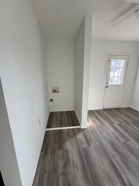 Duplex For Rent in Dallas County , 1302 Stone Drive, Irving, Texas 75061, 2 Bedrooms, 1 Bathroom, 2 Garage spaces, 1,288 Sqft, built in 1973, Price $1,650, mls#21344658, Real Estate Agent in Irving, Homes For Rent in Dallas county, Homes For Rent in Irving, Realtor in Irving Texas, Real Estate Brokerage Independent Realty Texas, Luminita Cordes Realtor