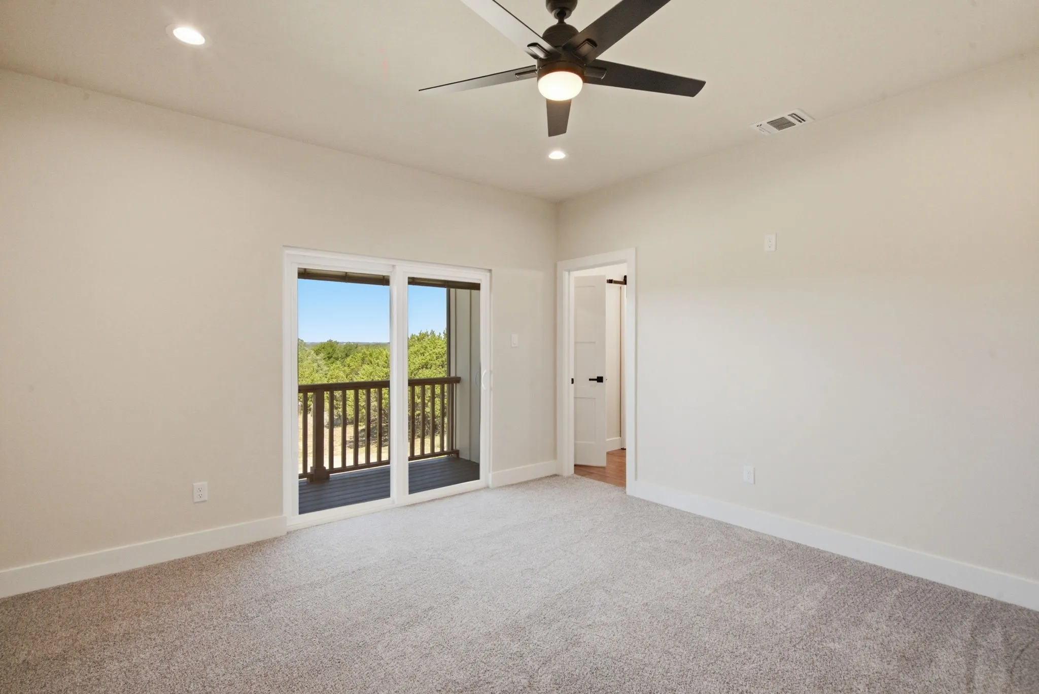 Single Family Residence For Sale in Parker County , 1613 Franklin Street, Weatherford, Texas 76086, 3 Bedroom, 3 Bathroom, 2 Garage spaces, 1,749 Sqft, built in 2025, mls#21344226, Real Estate Agent in Weatherford, Homes For Sale in Parker county, Homes For Sale in Weatherford, Realtor in Weatherford Texas, Real Estate Brokerage Independent Realty Texas, Luminita Cordes Realtor