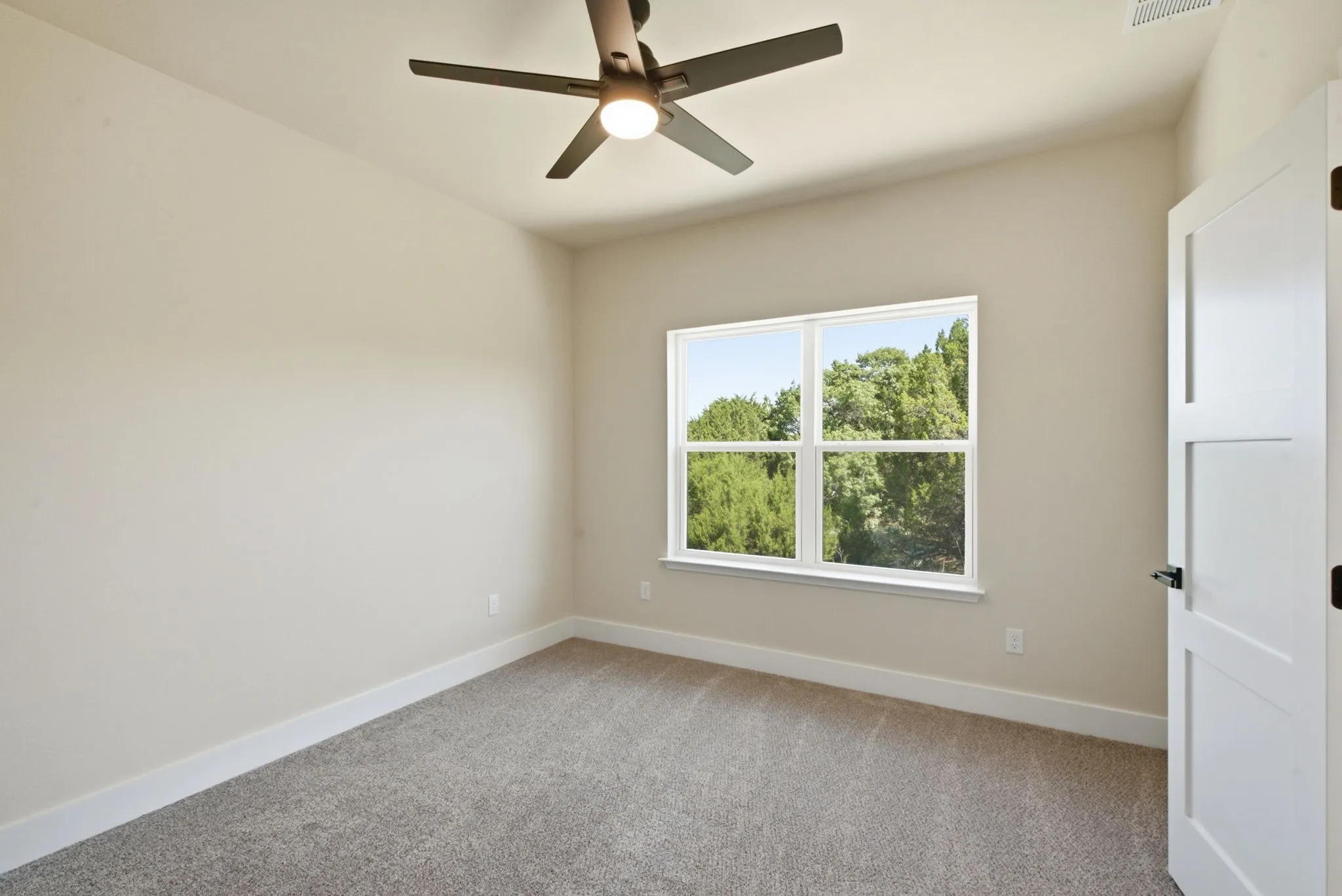 Single Family Residence For Sale in Parker County , 1613 Franklin Street, Weatherford, Texas 76086, 3 Bedroom, 3 Bathroom, 2 Garage spaces, 1,749 Sqft, built in 2025, mls#21344226, Real Estate Agent in Weatherford, Homes For Sale in Parker county, Homes For Sale in Weatherford, Realtor in Weatherford Texas, Real Estate Brokerage Independent Realty Texas, Luminita Cordes Realtor
