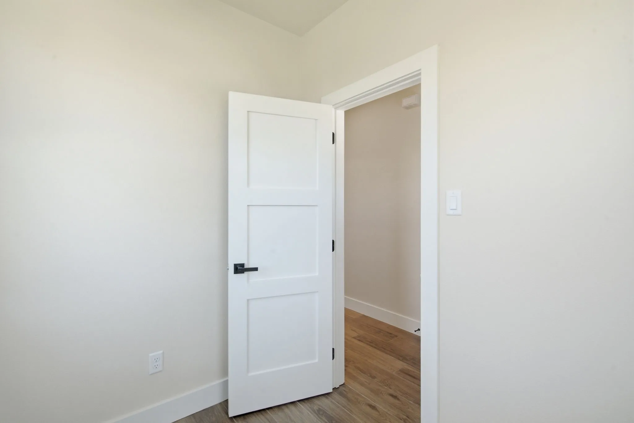 Single Family Residence For Sale in Parker County , 1613 Franklin Street, Weatherford, Texas 76086, 3 Bedroom, 3 Bathroom, 2 Garage spaces, 1,749 Sqft, built in 2025, mls#21344226, Real Estate Agent in Weatherford, Homes For Sale in Parker county, Homes For Sale in Weatherford, Realtor in Weatherford Texas, Real Estate Brokerage Independent Realty Texas, Luminita Cordes Realtor