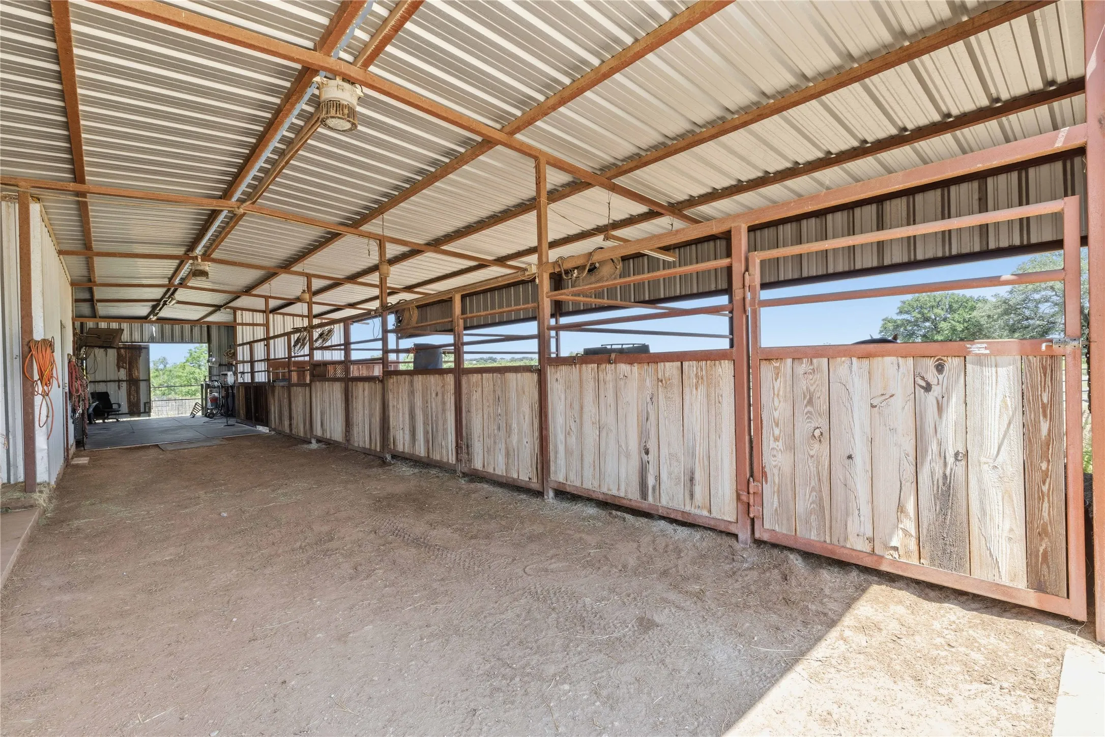 Farm For Sale in Mills County , 186 520, Mullin, Texas 76864, 4 Bedroom, 3 Bathroom, Garage spaces, 2,928 Sqft, built in 2015, mls#21341913, Real Estate Agent in Mullin, Homes For Sale in Mills county, Homes For Sale in Mullin, Realtor in Mullin Texas, Real Estate Brokerage Independent Realty Texas, Luminita Cordes Realtor