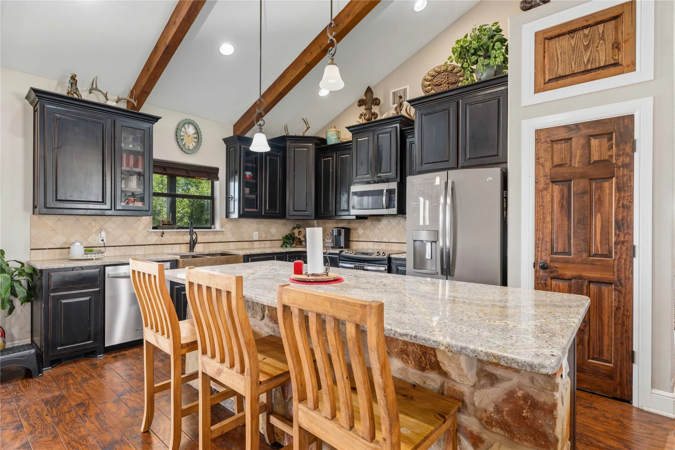 Farm For Sale in Mills County , 186 520, Mullin, Texas 76864, 4 Bedroom, 3 Bathroom, Garage spaces, 2,928 Sqft, built in 2015, mls#21341913, Real Estate Agent in Mullin, Homes For Sale in Mills county, Homes For Sale in Mullin, Realtor in Mullin Texas, Real Estate Brokerage Independent Realty Texas, Luminita Cordes Realtor