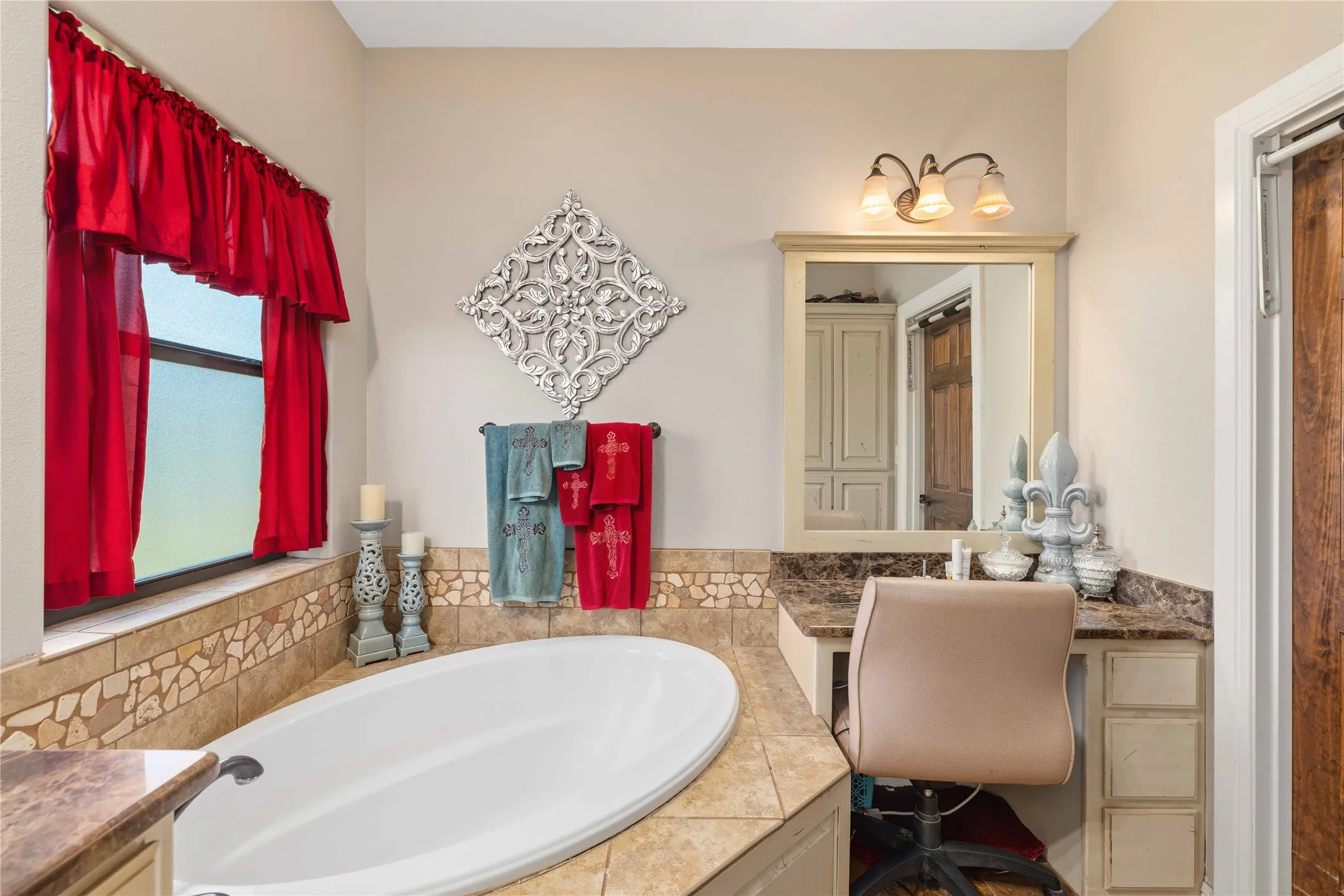 Farm For Sale in Mills County , 186 520, Mullin, Texas 76864, 4 Bedroom, 3 Bathroom, Garage spaces, 2,928 Sqft, built in 2015, mls#21341913, Real Estate Agent in Mullin, Homes For Sale in Mills county, Homes For Sale in Mullin, Realtor in Mullin Texas, Real Estate Brokerage Independent Realty Texas, Luminita Cordes Realtor