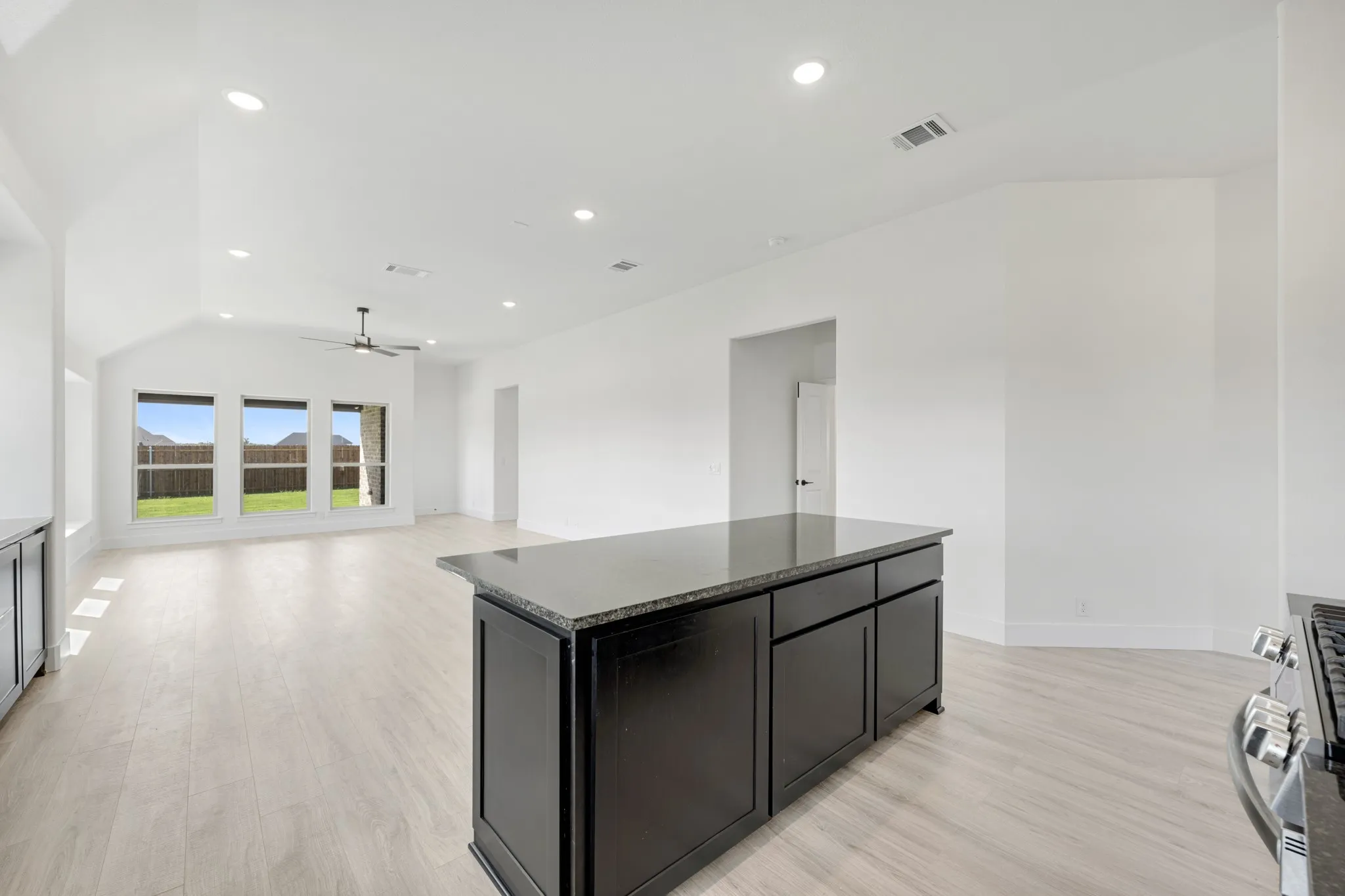 Single Family Residence For Sale in Ellis County , 204 Fireberry Drive, Glenn Heights, Texas 75154, 4 Bedroom, 2 Bathroom, 2 Garage spaces, 2,034 Sqft, built in 2026, mls#21340950, Real Estate Agent in Glenn Heights, Homes For Sale in Ellis county, Homes For Sale in Glenn Heights, Realtor in Glenn Heights Texas, Real Estate Brokerage Independent Realty Texas, Luminita Cordes Realtor