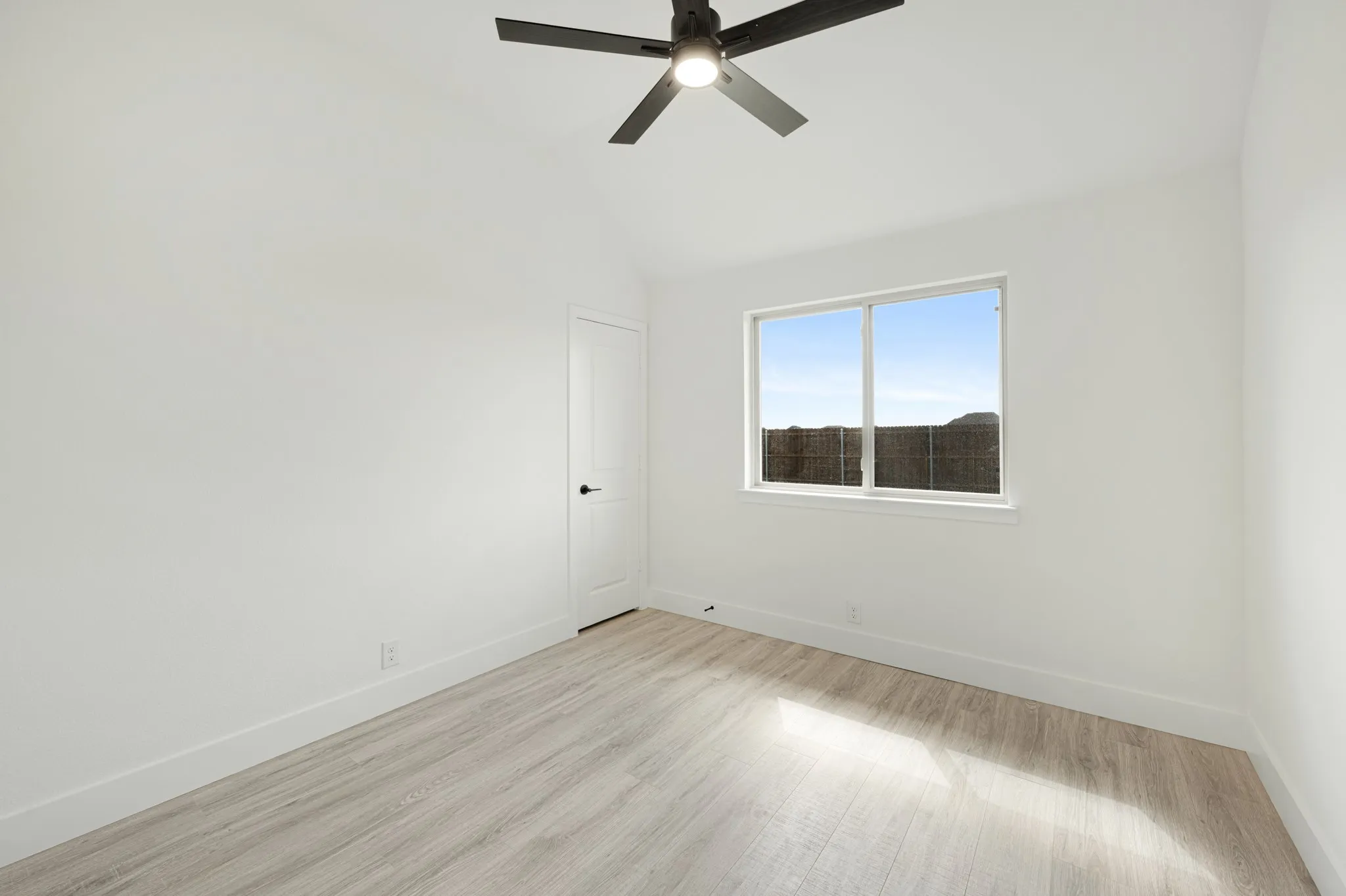 Single Family Residence For Sale in Ellis County , 204 Fireberry Drive, Glenn Heights, Texas 75154, 4 Bedroom, 2 Bathroom, 2 Garage spaces, 2,034 Sqft, built in 2026, mls#21340950, Real Estate Agent in Glenn Heights, Homes For Sale in Ellis county, Homes For Sale in Glenn Heights, Realtor in Glenn Heights Texas, Real Estate Brokerage Independent Realty Texas, Luminita Cordes Realtor