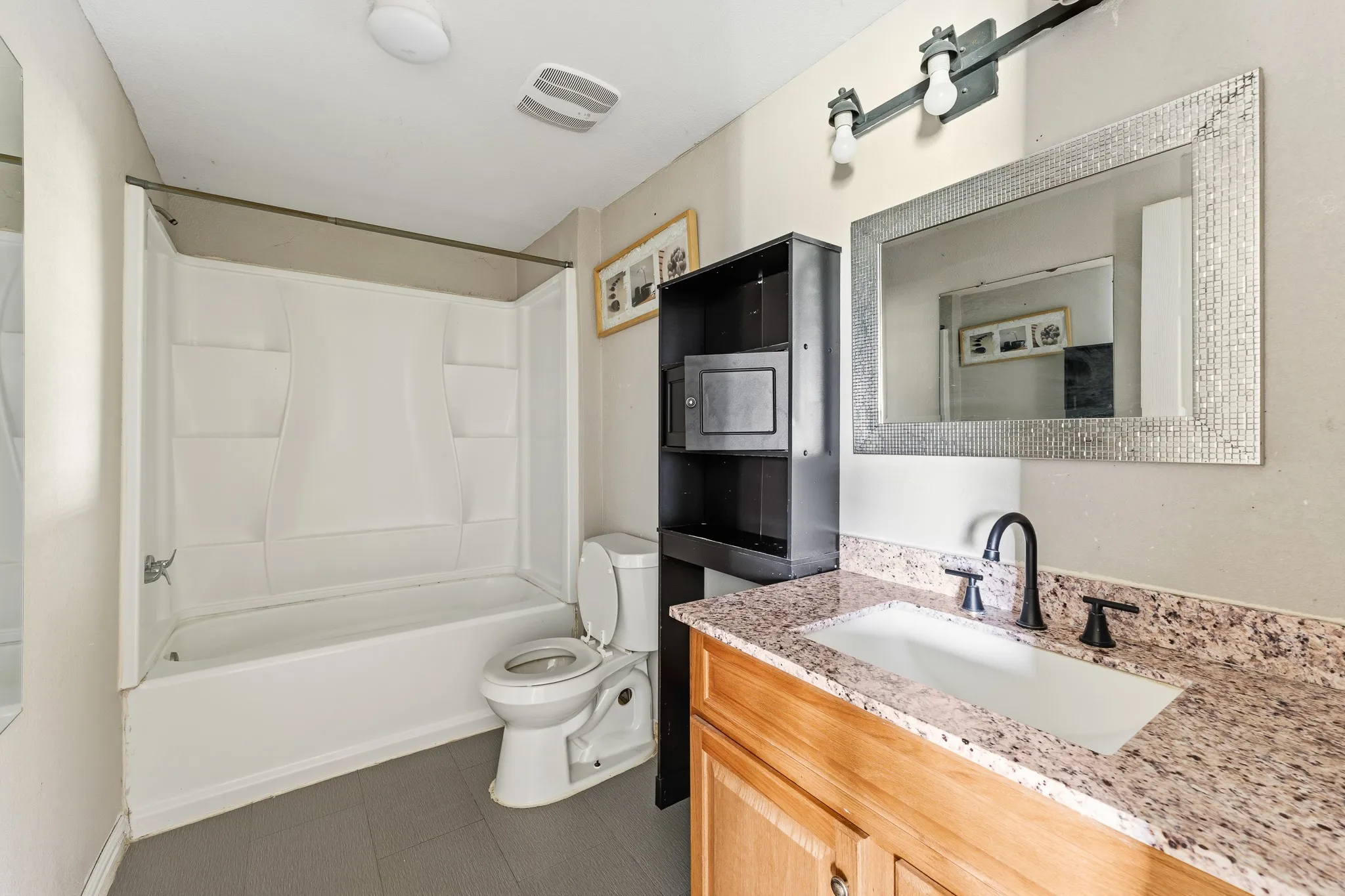 For Sale in Hunt County , 8726 County Road 2580, Royse City, Texas 75189, 6 Bedroom, 3 Bathroom, Garage spaces, 0 Sqft, built in 1992, mls#21344672, Real Estate Agent in Royse City, Homes For Sale in Hunt county, Homes For Sale in Royse City, Realtor in Royse City Texas, Real Estate Brokerage Independent Realty Texas, Luminita Cordes Realtor