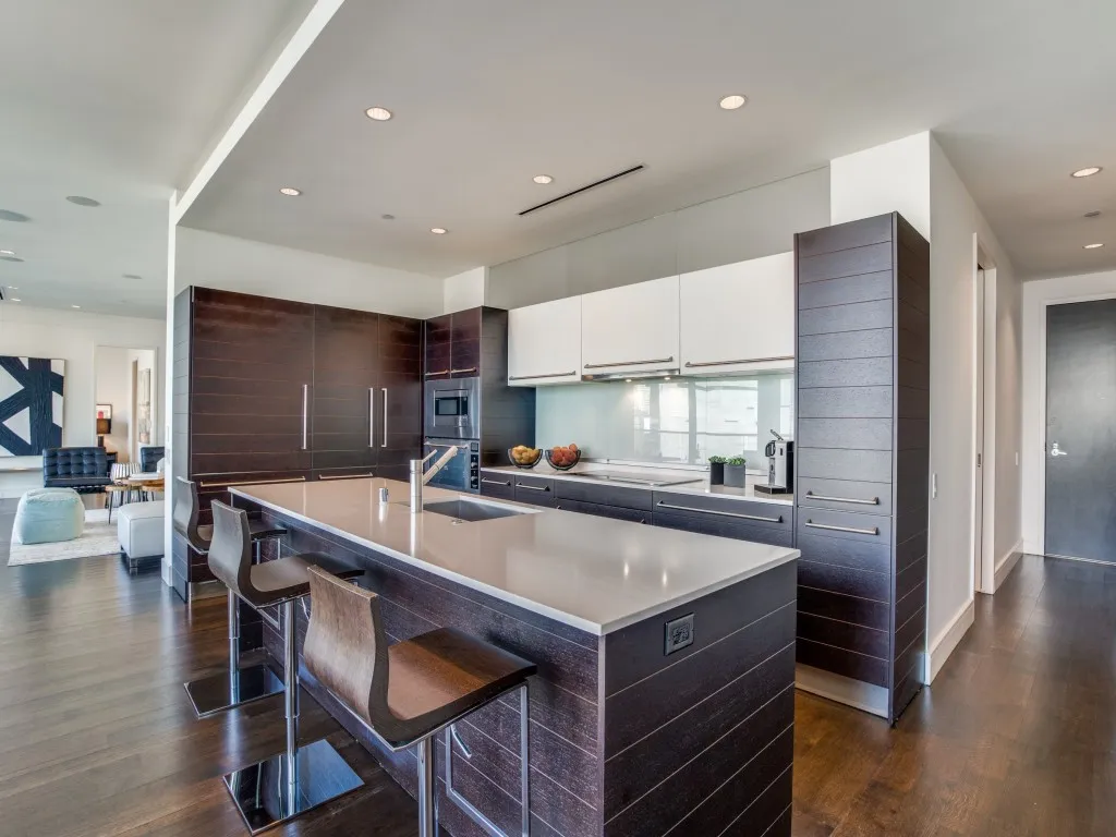Condominium For Rent in Dallas County , 2408 Victory Park Lane 737, Dallas, Texas 75219, 3 Bedrooms, 3 Bathrooms, 2 Garage spaces, 1,925 Sqft, built in 2005, Price $6,999, mls#21344465, Real Estate Agent in Dallas, Homes For Rent in Dallas county, Homes For Rent in Dallas, Realtor in Dallas Texas, Real Estate Brokerage Independent Realty Texas, Luminita Cordes Realtor