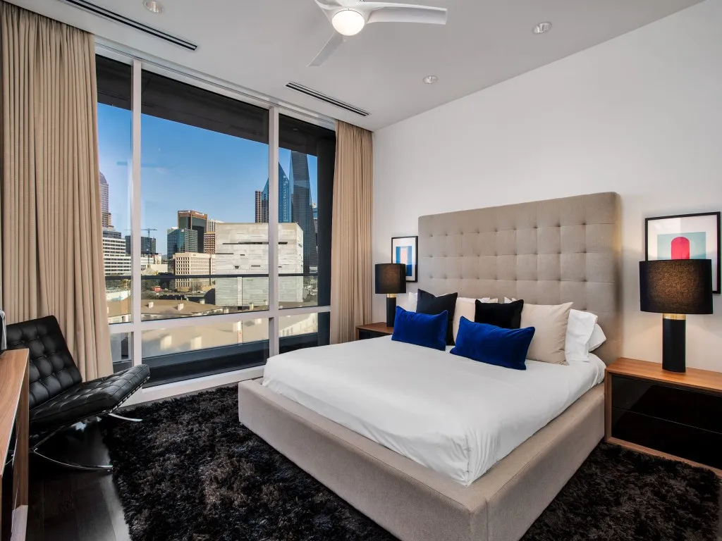 Condominium For Rent in Dallas County , 2408 Victory Park Lane 737, Dallas, Texas 75219, 3 Bedrooms, 3 Bathrooms, 2 Garage spaces, 1,925 Sqft, built in 2005, Price $6,999, mls#21344465, Real Estate Agent in Dallas, Homes For Rent in Dallas county, Homes For Rent in Dallas, Realtor in Dallas Texas, Real Estate Brokerage Independent Realty Texas, Luminita Cordes Realtor