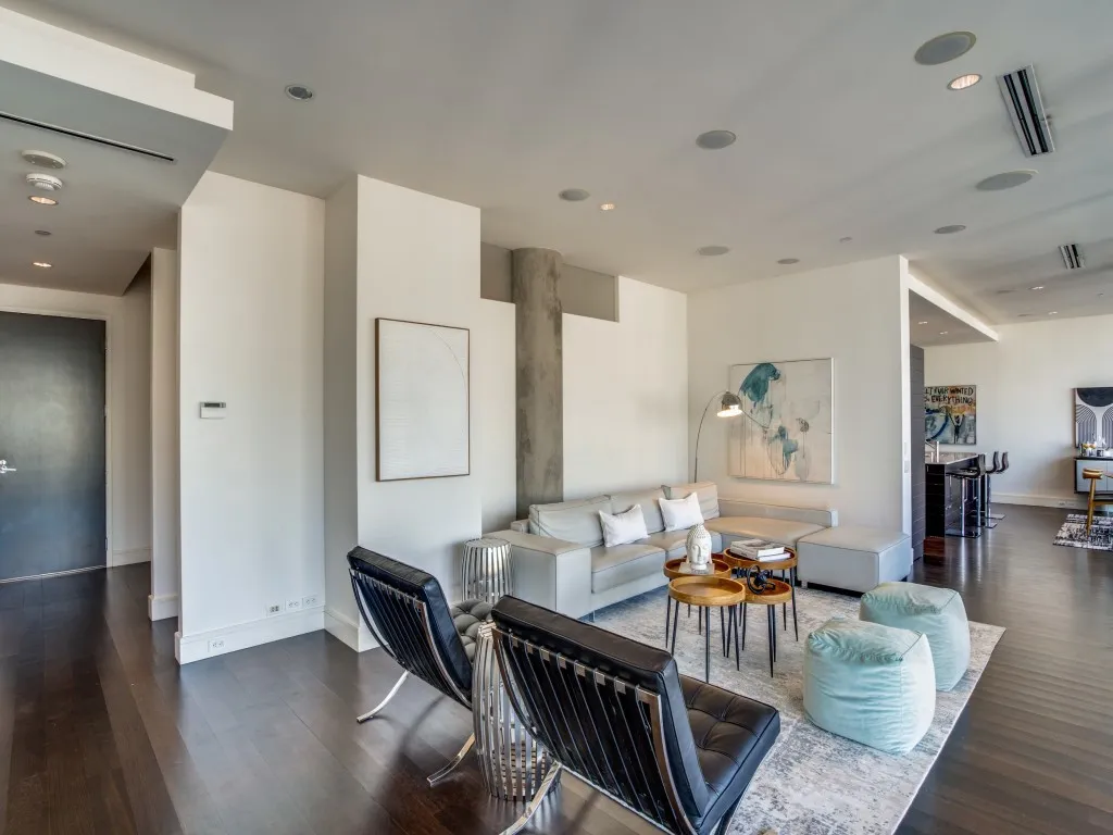 Condominium For Rent in Dallas County , 2408 Victory Park Lane 737, Dallas, Texas 75219, 3 Bedrooms, 3 Bathrooms, 2 Garage spaces, 1,925 Sqft, built in 2005, Price $6,999, mls#21344465, Real Estate Agent in Dallas, Homes For Rent in Dallas county, Homes For Rent in Dallas, Realtor in Dallas Texas, Real Estate Brokerage Independent Realty Texas, Luminita Cordes Realtor