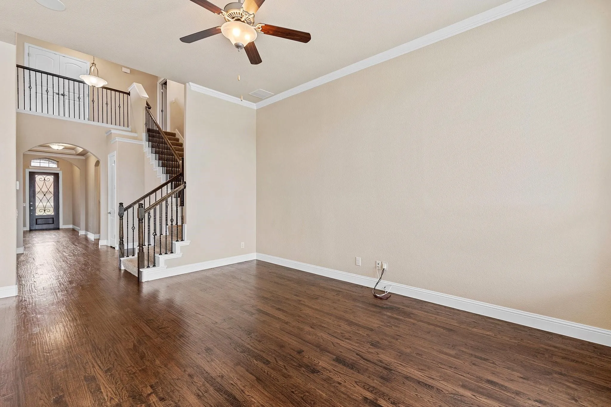 Single Family Residence For Rent in Denton County , 3759 Legends Path, Flower Mound, Texas 75028, 2 Bedroom, 4 Bathroom, 2 Garage spaces, 2,781 Sqft, built in 2018, mls#21344704, Real Estate Agent in Flower Mound, Homes For Rent in Denton county, Homes For Rent in Flower Mound, Realtor in Flower Mound Texas, Real Estate Brokerage Independent Realty Texas, Luminita Cordes Realtor