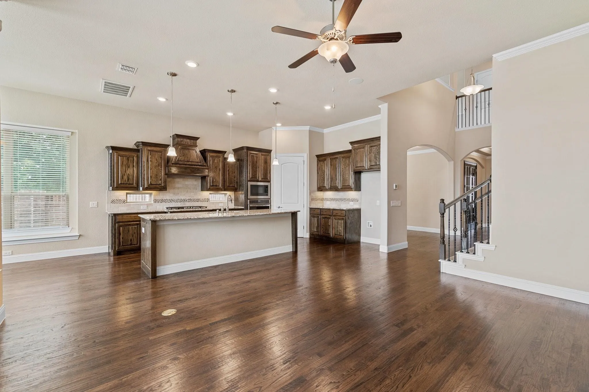 Single Family Residence For Rent in Denton County , 3759 Legends Path, Flower Mound, Texas 75028, 2 Bedroom, 4 Bathroom, 2 Garage spaces, 2,781 Sqft, built in 2018, mls#21344704, Real Estate Agent in Flower Mound, Homes For Rent in Denton county, Homes For Rent in Flower Mound, Realtor in Flower Mound Texas, Real Estate Brokerage Independent Realty Texas, Luminita Cordes Realtor