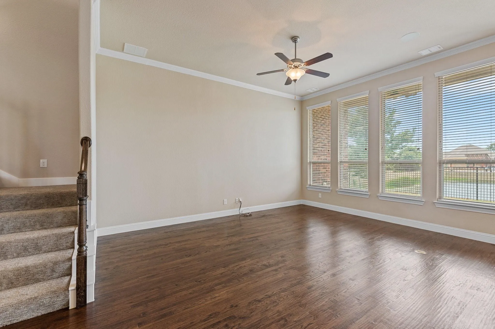 Single Family Residence For Rent in Denton County , 3759 Legends Path, Flower Mound, Texas 75028, 2 Bedroom, 4 Bathroom, 2 Garage spaces, 2,781 Sqft, built in 2018, mls#21344704, Real Estate Agent in Flower Mound, Homes For Rent in Denton county, Homes For Rent in Flower Mound, Realtor in Flower Mound Texas, Real Estate Brokerage Independent Realty Texas, Luminita Cordes Realtor
