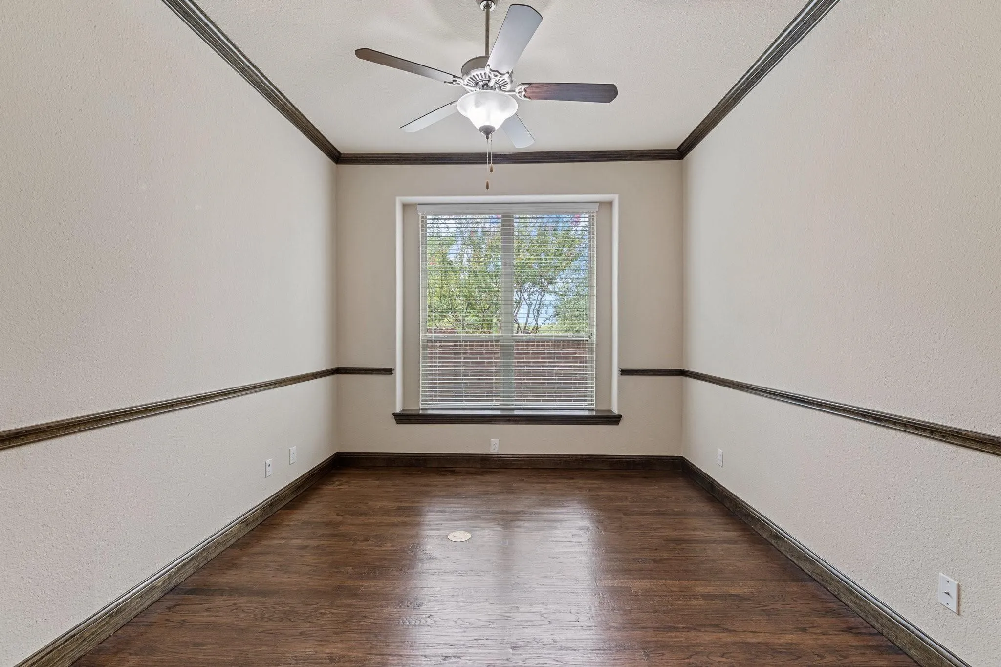 Single Family Residence For Rent in Denton County , 3759 Legends Path, Flower Mound, Texas 75028, 2 Bedroom, 4 Bathroom, 2 Garage spaces, 2,781 Sqft, built in 2018, mls#21344704, Real Estate Agent in Flower Mound, Homes For Rent in Denton county, Homes For Rent in Flower Mound, Realtor in Flower Mound Texas, Real Estate Brokerage Independent Realty Texas, Luminita Cordes Realtor