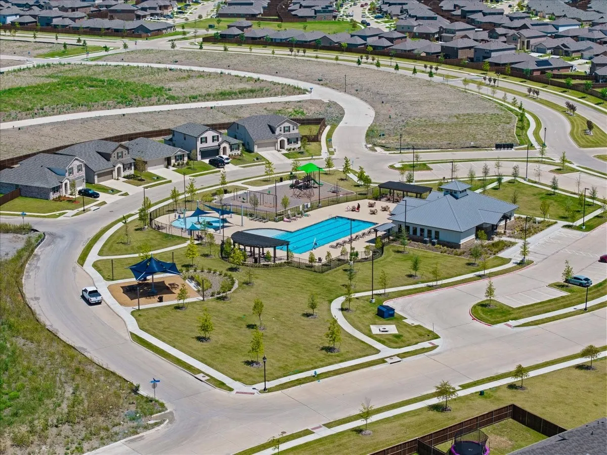 Single Family Residence For Sale in Kaufman County , 2560 Russell Street, Crandall, Texas 75114, 3 Bedroom, 2 Bathroom, 2 Garage spaces, 1,535 Sqft, built in 2022, mls#21344714, Real Estate Agent in Crandall, Homes For Sale in Kaufman county, Homes For Sale in Crandall, Realtor in Crandall Texas, Real Estate Brokerage Independent Realty Texas, Luminita Cordes Realtor
