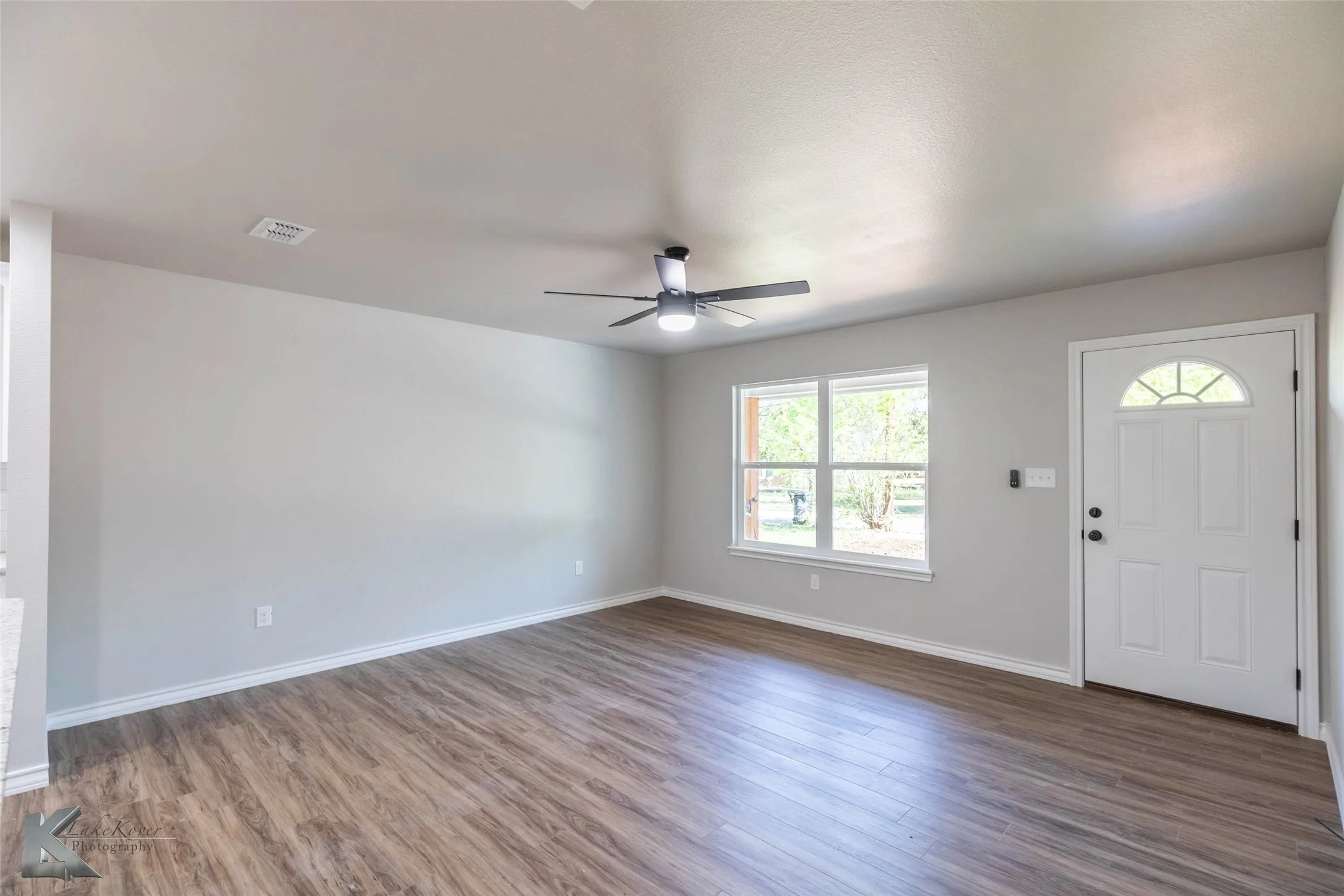 Single Family Residence For Sale in Taylor County , 1438 N 6th Street, Abilene, Texas 79601, 3 Bedrooms, 2 Bathrooms, 1 Garage spaces, 1,250 Sqft, built in 2026, Price $203,000, mls#21344713, Real Estate Agent in Abilene, Homes For Sale in Taylor county, Homes For Sale in Abilene, Realtor in Abilene Texas, Real Estate Brokerage Independent Realty Texas, Luminita Cordes Realtor