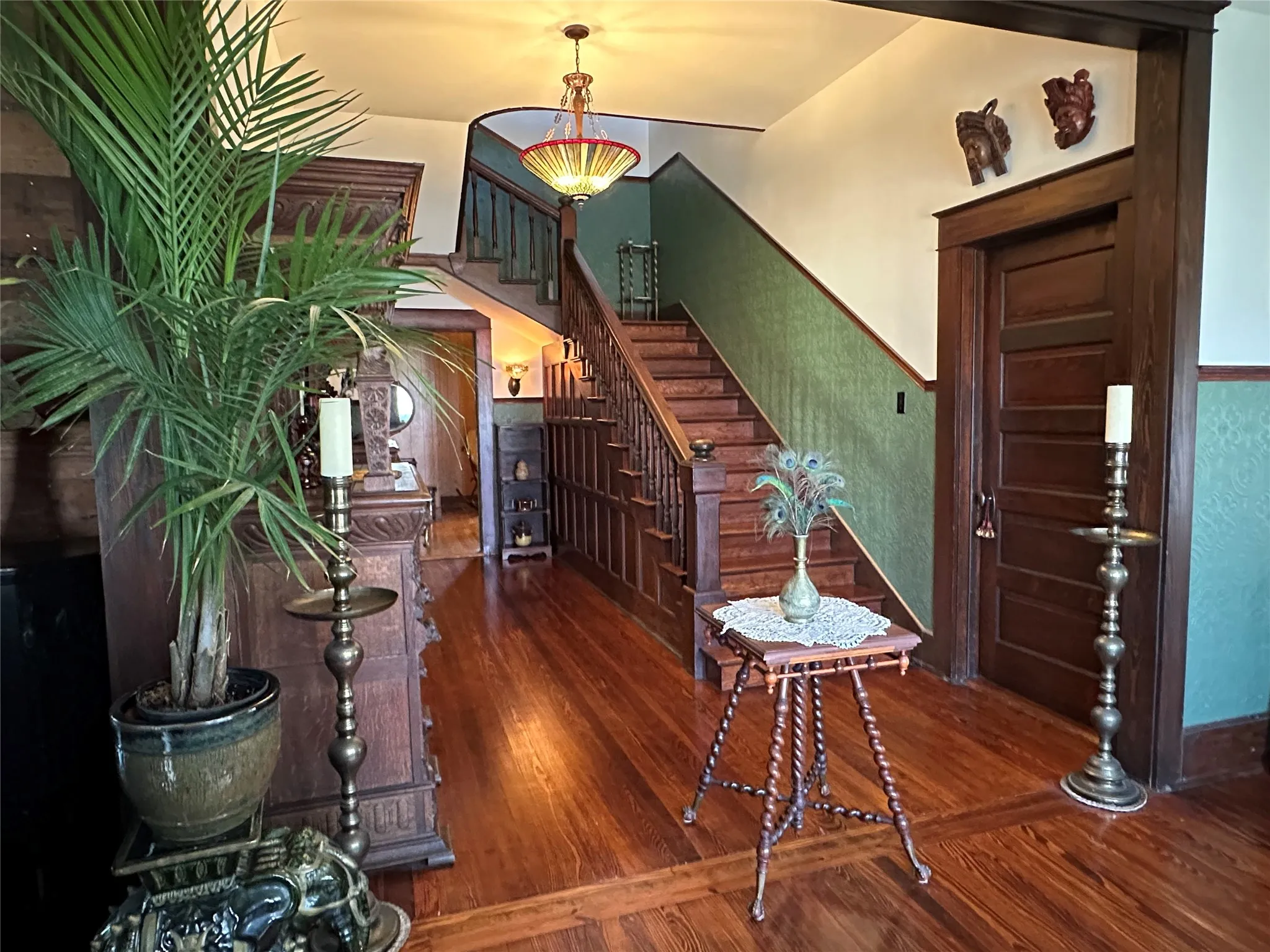 Single Family Residence For Sale in Taylor County , 1342 N 4th Street, Abilene, Texas 79601, 5 Bedroom, 3 Bathroom, Garage spaces, 4,364 Sqft, built in 1914, mls#21335717, Real Estate Agent in Abilene, Homes For Sale in Taylor county, Homes For Sale in Abilene, Realtor in Abilene Texas, Real Estate Brokerage Independent Realty Texas, Luminita Cordes Realtor