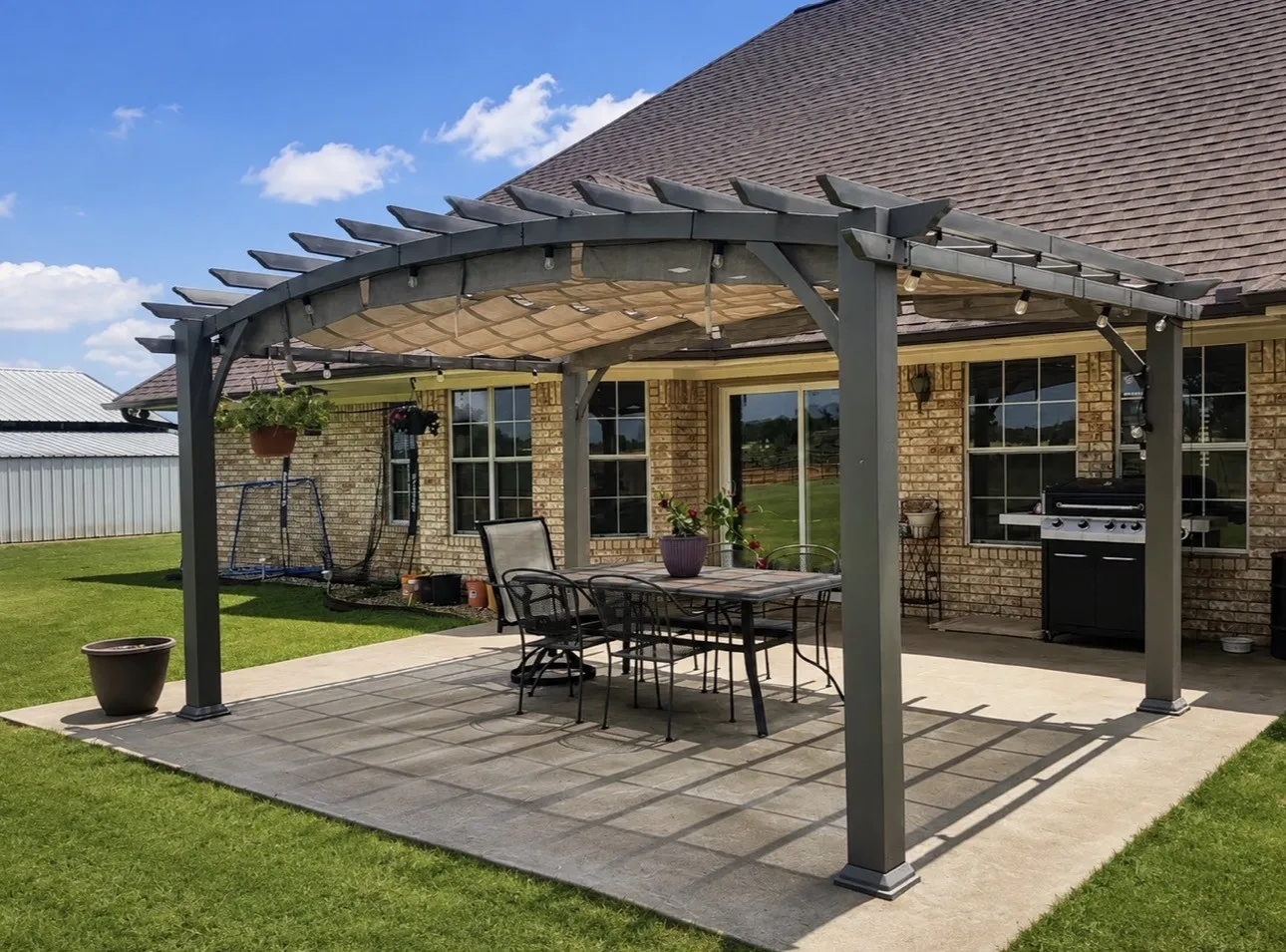 Farm For Sale in Grayson County , 685 W Line Road, Whitesboro, Texas 76273, 4 Bedroom, 4 Bathroom, 2 Garage spaces, 2,387 Sqft, built in 1997, mls#21344577, Real Estate Agent in Whitesboro, Homes For Sale in Grayson county, Homes For Sale in Whitesboro, Realtor in Whitesboro Texas, Real Estate Brokerage Independent Realty Texas, Luminita Cordes Realtor
