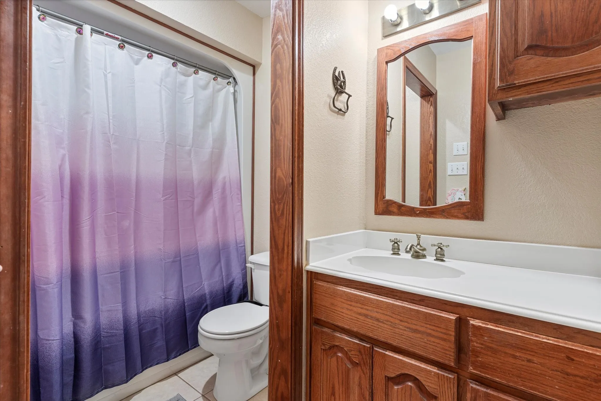 Farm For Sale in Grayson County , 685 W Line Road, Whitesboro, Texas 76273, 4 Bedroom, 4 Bathroom, 2 Garage spaces, 2,387 Sqft, built in 1997, mls#21344577, Real Estate Agent in Whitesboro, Homes For Sale in Grayson county, Homes For Sale in Whitesboro, Realtor in Whitesboro Texas, Real Estate Brokerage Independent Realty Texas, Luminita Cordes Realtor