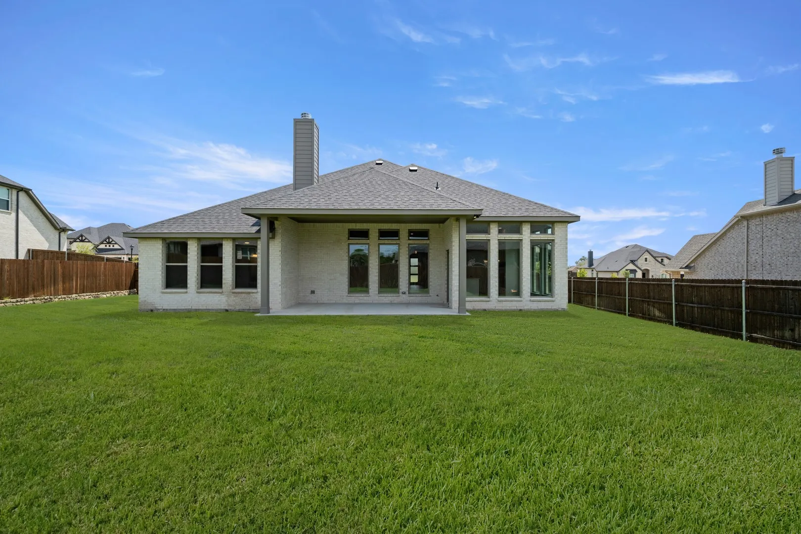 5217 Rowlan- Back-2