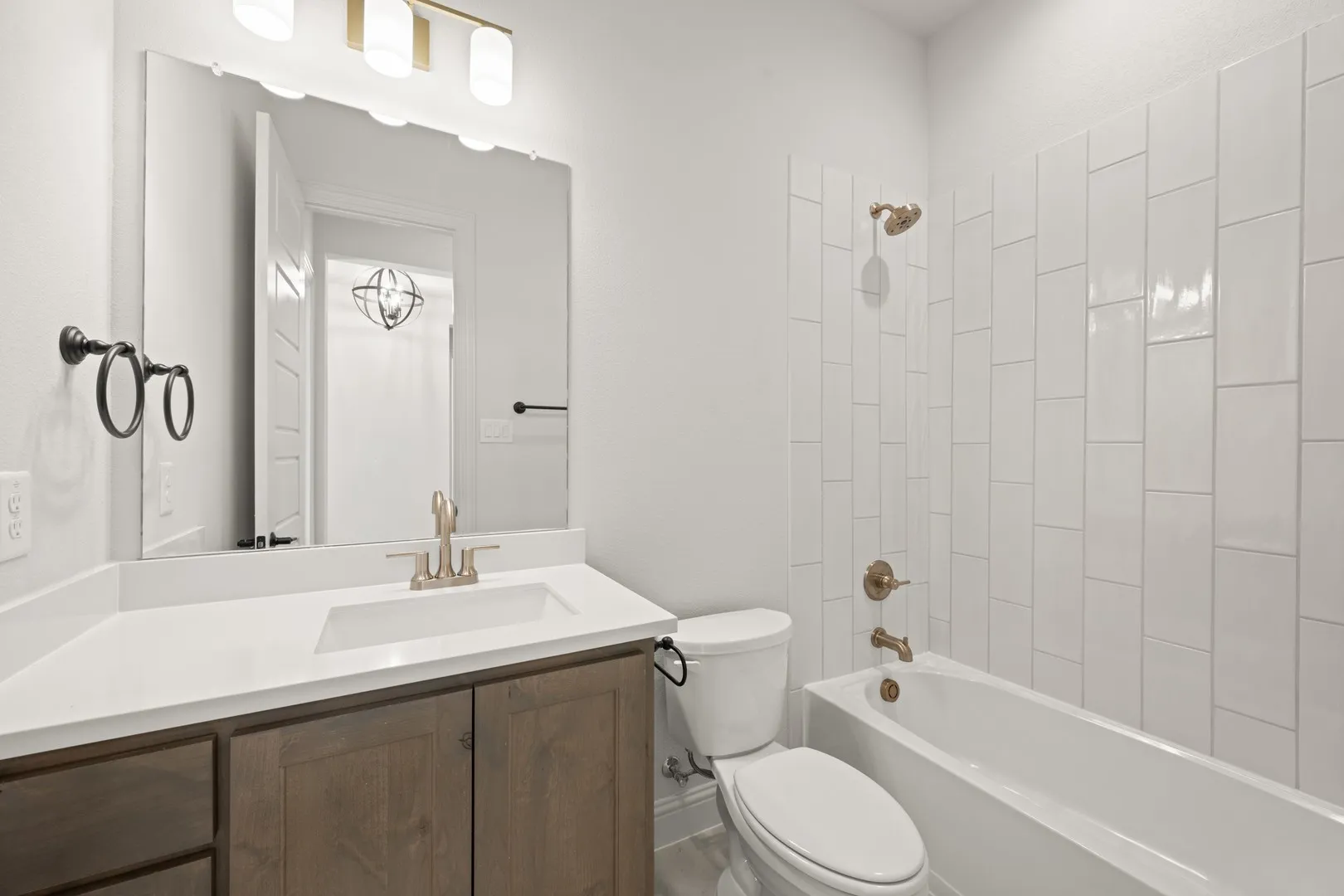 5217 Rowlan- Bathroom-1