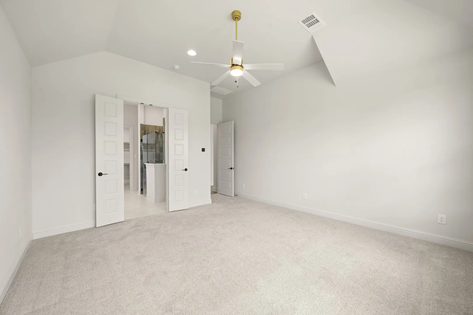 5217 Rowlan- Primary Suite-2
