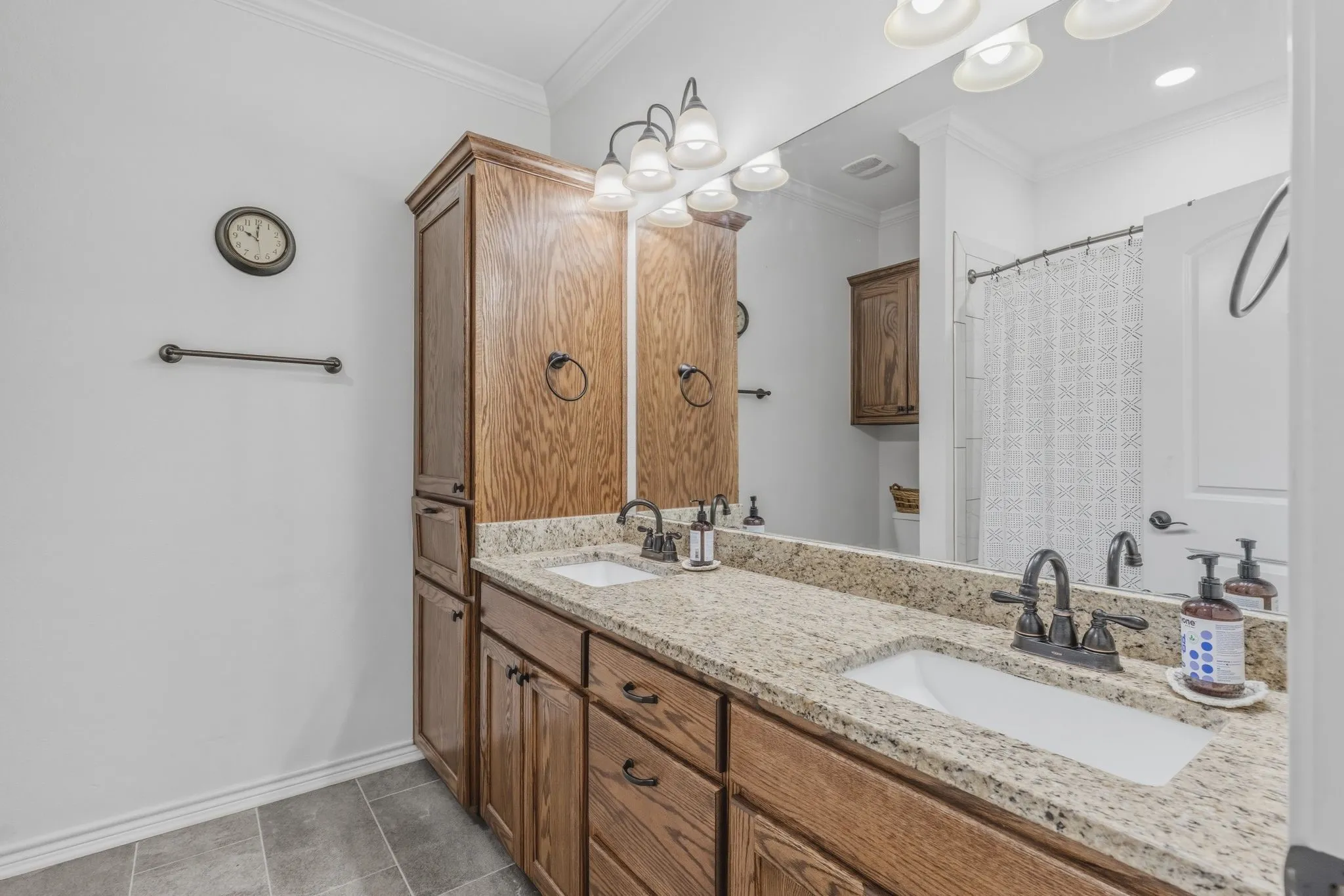 Single Family Residence For Sale in Rains County , 228 Mill Street, Emory, Texas 75440, 3 Bedroom, 2 Bathroom, 2 Garage spaces, 1,363 Sqft, built in 2021, mls#21344500, Real Estate Agent in Emory, Homes For Sale in Rains county, Homes For Sale in Emory, Realtor in Emory Texas, Real Estate Brokerage Independent Realty Texas, Luminita Cordes Realtor