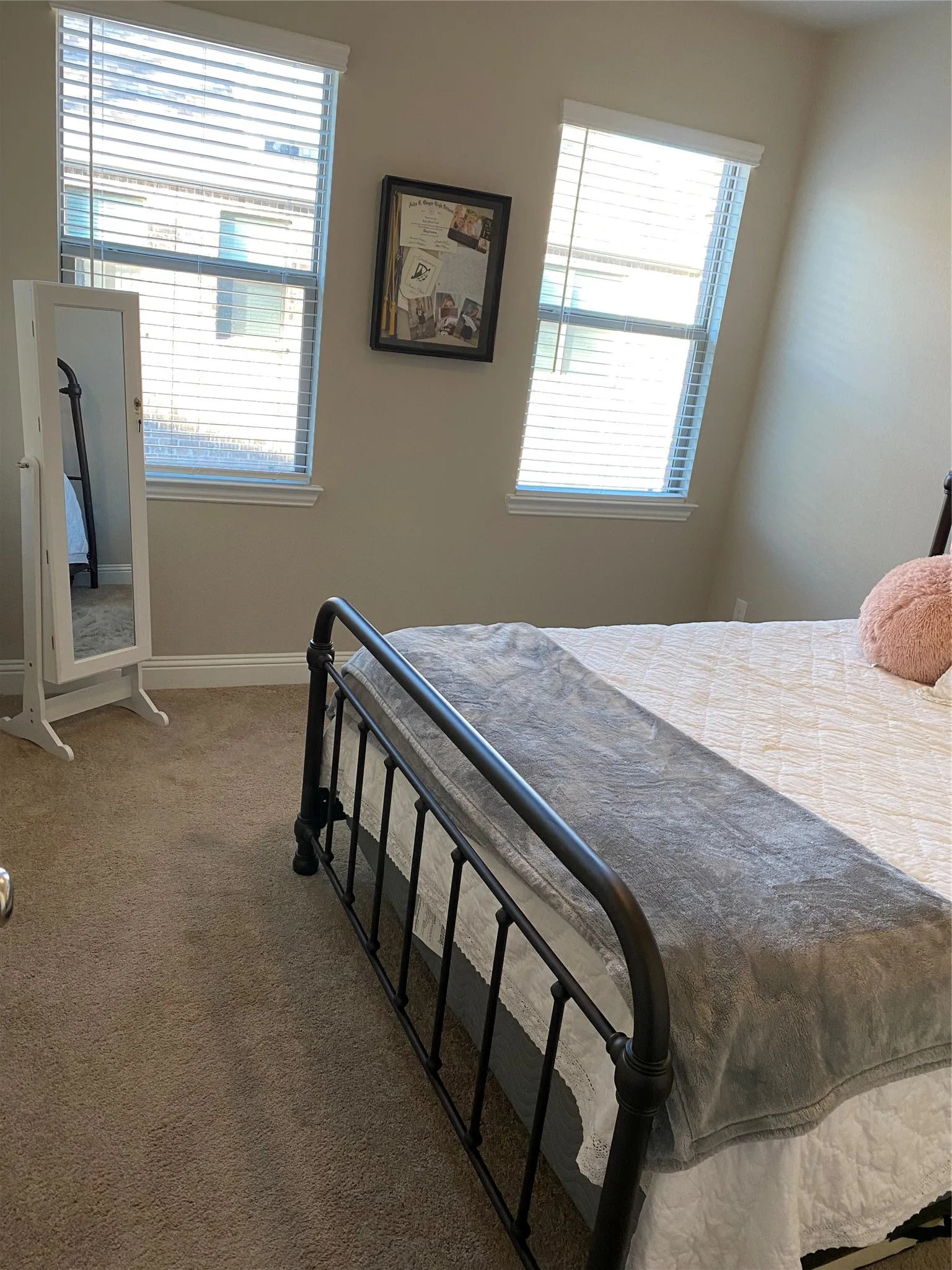Townhouse For Sale in Denton County , 2224 Epitome Avenue, Flower Mound, Texas 75028, 3 Bedroom, 3 Bathroom, 2 Garage spaces, 1,688 Sqft, built in 2019, mls#21337150, Real Estate Agent in Flower Mound, Homes For Sale in Denton county, Homes For Sale in Flower Mound, Realtor in Flower Mound Texas, Real Estate Brokerage Independent Realty Texas, Luminita Cordes Realtor