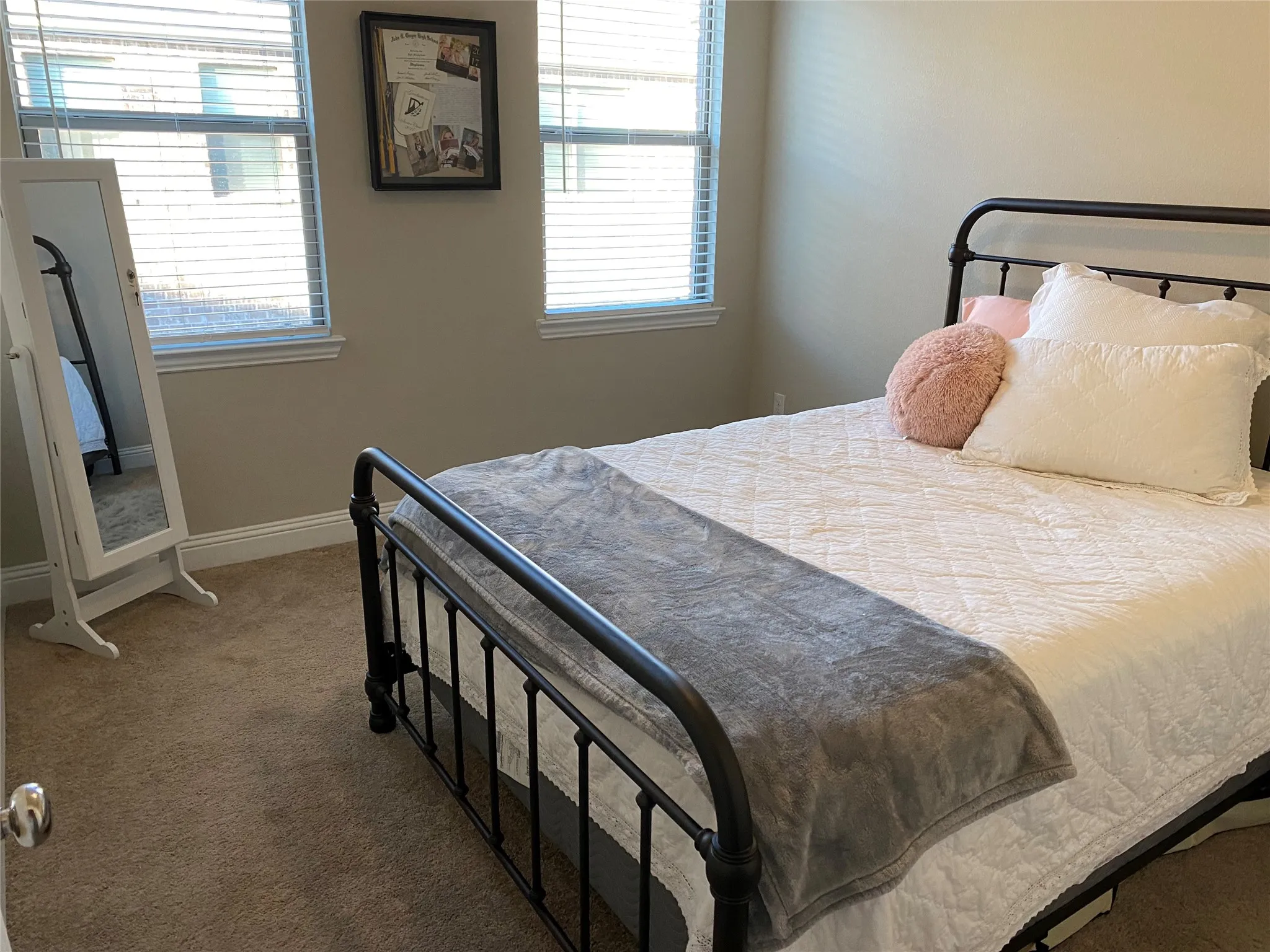 Townhouse For Sale in Denton County , 2224 Epitome Avenue, Flower Mound, Texas 75028, 3 Bedroom, 3 Bathroom, 2 Garage spaces, 1,688 Sqft, built in 2019, mls#21337150, Real Estate Agent in Flower Mound, Homes For Sale in Denton county, Homes For Sale in Flower Mound, Realtor in Flower Mound Texas, Real Estate Brokerage Independent Realty Texas, Luminita Cordes Realtor