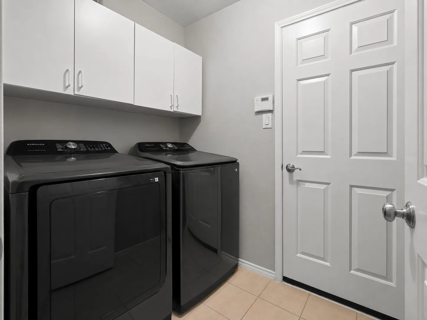Single Family Residence For Sale in Dallas County , 3809 S Peachtree Road, Balch Springs, Texas 75180, 3 Bedrooms, 2 Bathrooms, 2 Garage spaces, 1,783 Sqft, built in 2003, Price $345,000, mls#21344739, Real Estate Agent in Balch Springs, Homes For Sale in Dallas county, Homes For Sale in Balch Springs, Realtor in Balch Springs Texas, Real Estate Brokerage Independent Realty Texas, Luminita Cordes Realtor