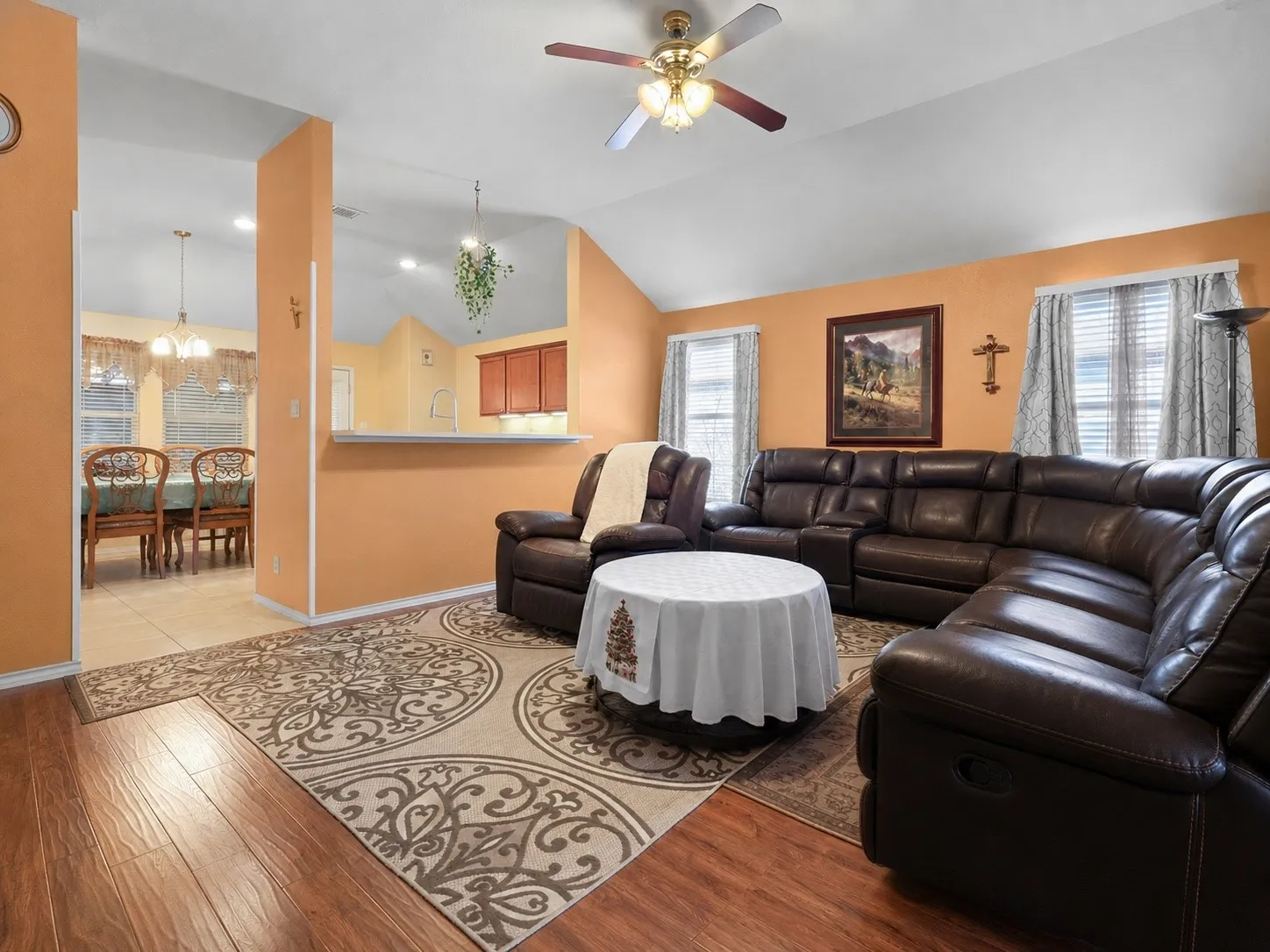 Single Family Residence For Sale in Dallas County , 3809 S Peachtree Road, Balch Springs, Texas 75180, 3 Bedrooms, 2 Bathrooms, 2 Garage spaces, 1,783 Sqft, built in 2003, Price $345,000, mls#21344739, Real Estate Agent in Balch Springs, Homes For Sale in Dallas county, Homes For Sale in Balch Springs, Realtor in Balch Springs Texas, Real Estate Brokerage Independent Realty Texas, Luminita Cordes Realtor