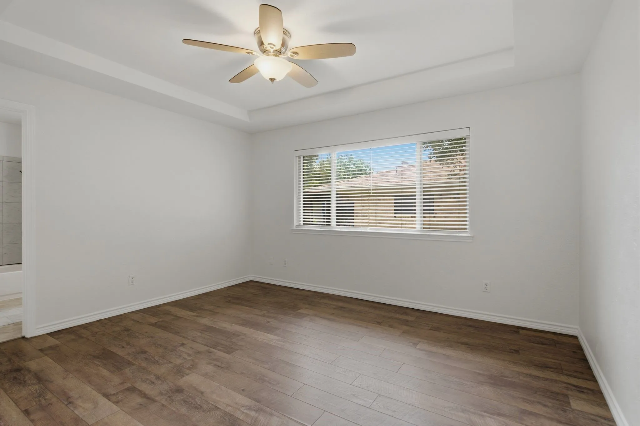 Single Family Residence For Rent in Denton County , 1830 Tiburon Bend, Lewisville, Texas 75067, 3 Bedroom, 2 Bathroom, 2 Garage spaces, 1,670 Sqft, built in 1983, mls#21344742, Real Estate Agent in Lewisville, Homes For Rent in Denton county, Homes For Rent in Lewisville, Realtor in Lewisville Texas, Real Estate Brokerage Independent Realty Texas, Luminita Cordes Realtor