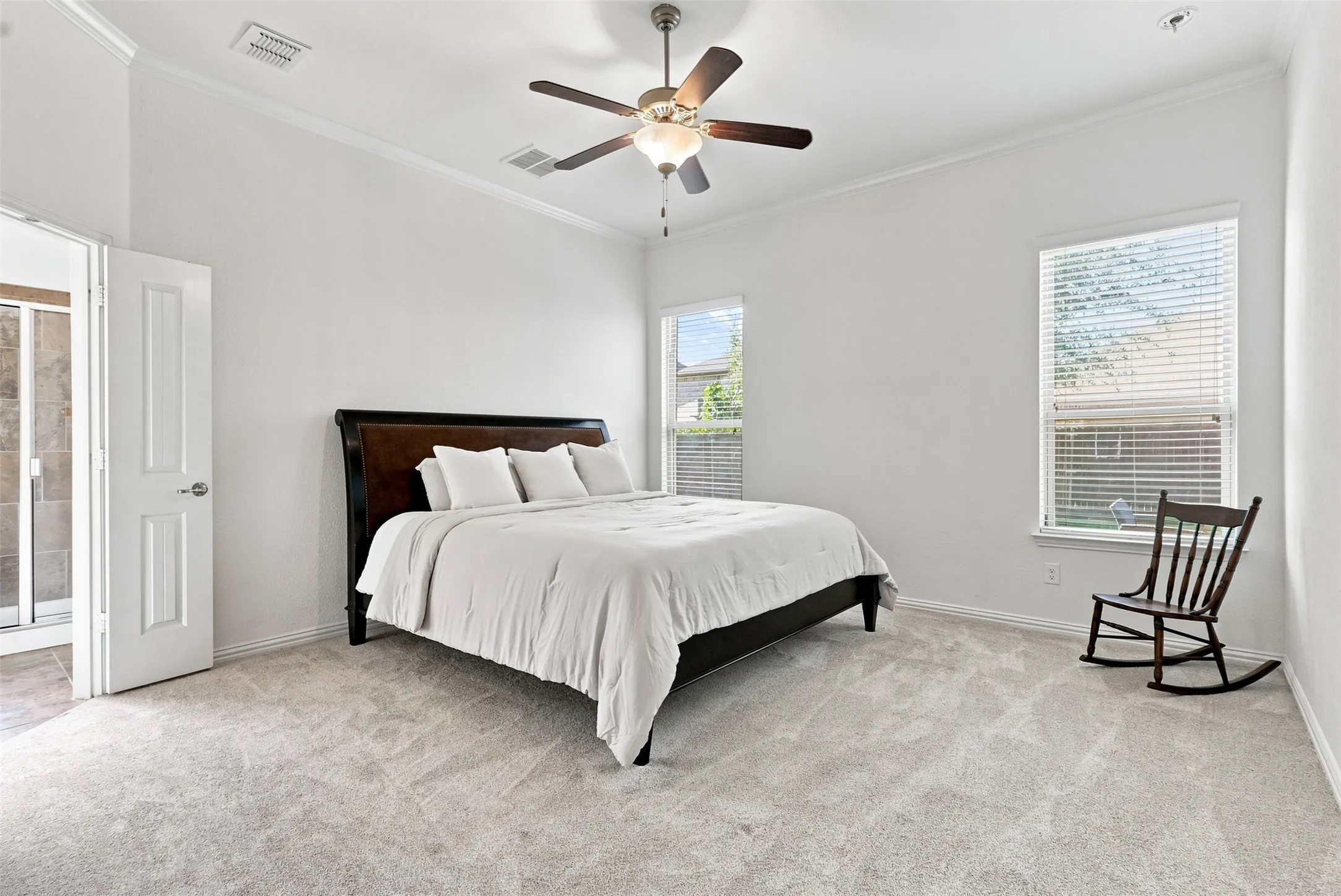 Single Family Residence For Sale in Collin County , 12417 Sharpsburg Drive, Mc Kinney, Texas 75071, 4 Bedroom, 3 Bathroom, 2 Garage spaces, 2,451 Sqft, built in 2014, mls#21341557, Real Estate Agent in Mc Kinney, Homes For Sale in Collin county, Homes For Sale in Mc Kinney, Realtor in Mc Kinney Texas, Real Estate Brokerage Independent Realty Texas, Luminita Cordes Realtor
