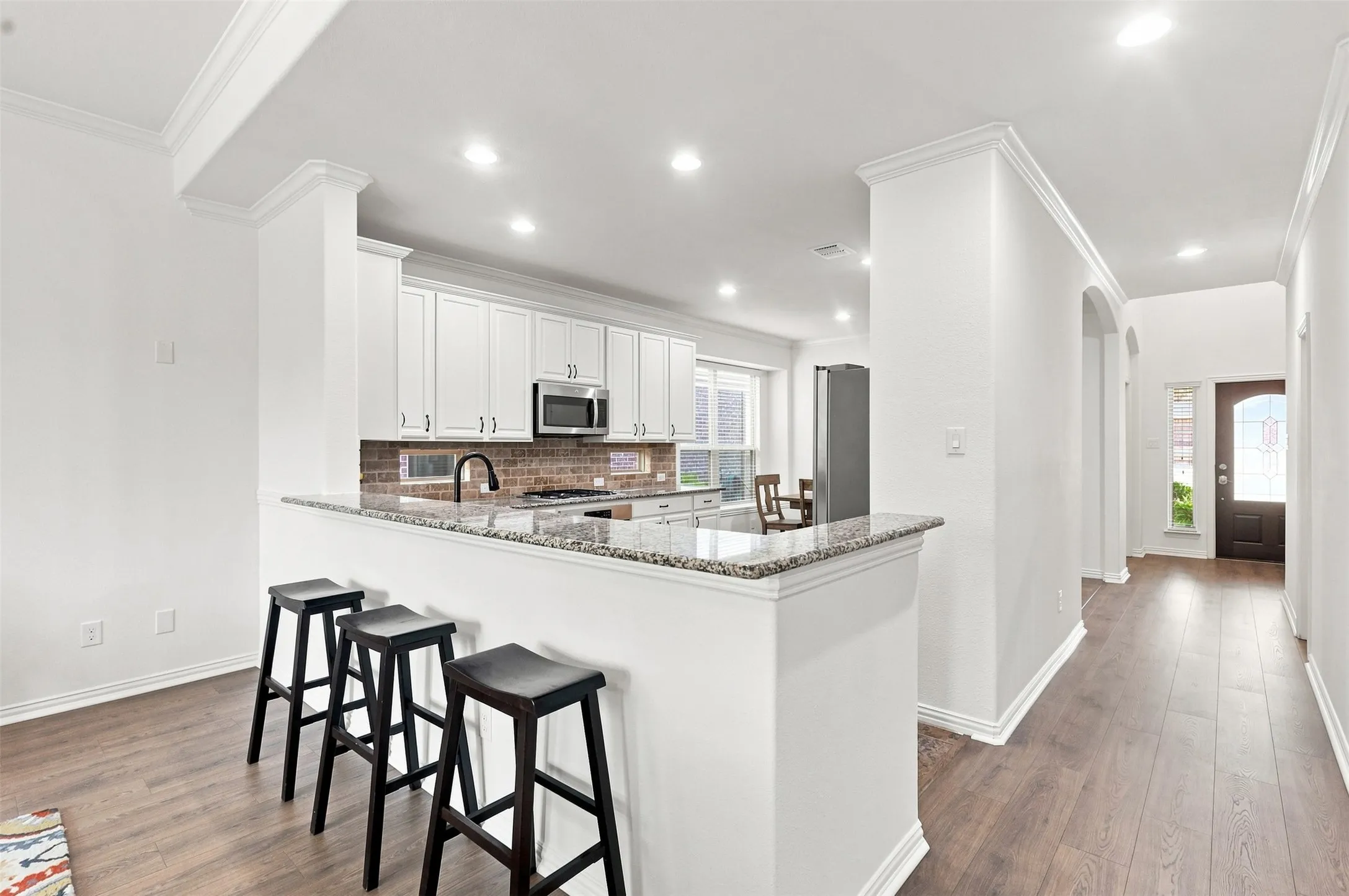Single Family Residence For Sale in Collin County , 12417 Sharpsburg Drive, Mc Kinney, Texas 75071, 4 Bedroom, 3 Bathroom, 2 Garage spaces, 2,451 Sqft, built in 2014, mls#21341557, Real Estate Agent in Mc Kinney, Homes For Sale in Collin county, Homes For Sale in Mc Kinney, Realtor in Mc Kinney Texas, Real Estate Brokerage Independent Realty Texas, Luminita Cordes Realtor
