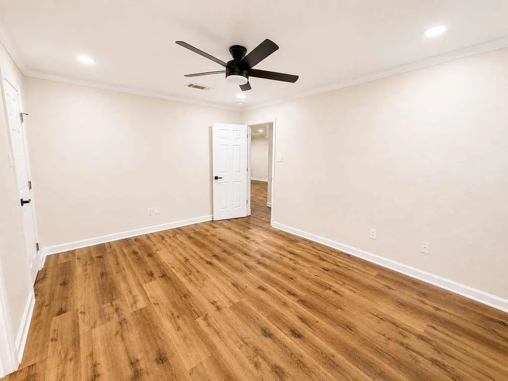 Single Family Residence For Sale in Mc Lennan County , 4401 Lacey Circle, Waco, Texas 76708, 4 Bedroom, 2 Bathroom, 2 Garage spaces, 2,072 Sqft, built in 2006, mls#21343446, Real Estate Agent in Waco, Homes For Sale in Mc Lennan county, Homes For Sale in Waco, Realtor in Waco Texas, Real Estate Brokerage Independent Realty Texas, Luminita Cordes Realtor