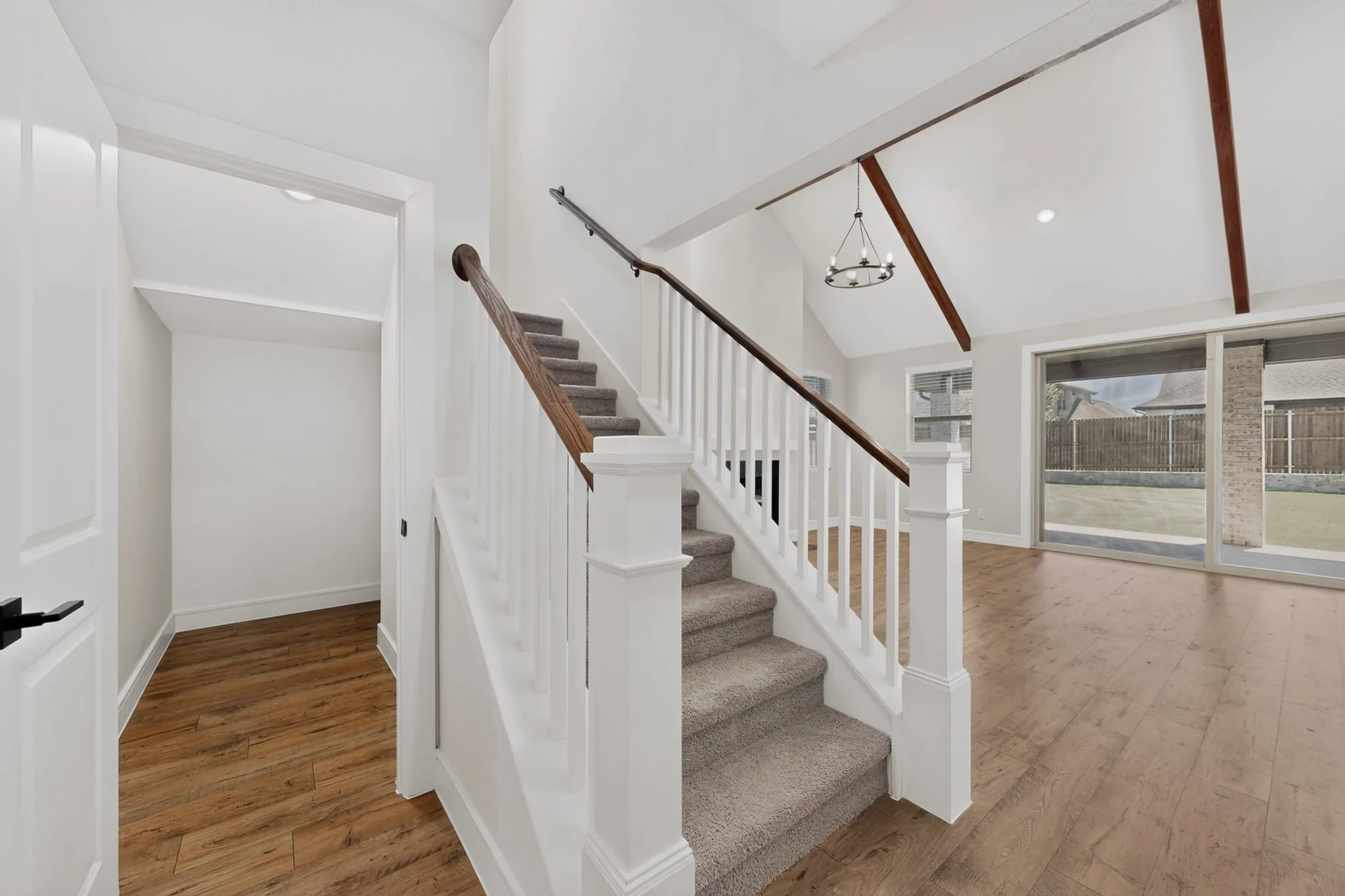 Single Family Residence For Sale in Collin County , 274 Wishing Pond Road, Lavon, Texas 75166, 5 Bedroom, 5 Bathroom, 4 Garage spaces, 3,716 Sqft, built in 2024, mls#21344354, Real Estate Agent in Lavon, Homes For Sale in Collin county, Homes For Sale in Lavon, Realtor in Lavon Texas, Real Estate Brokerage Independent Realty Texas, Luminita Cordes Realtor