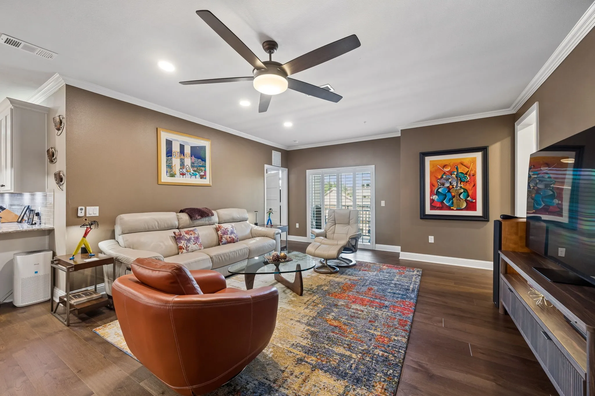 Condominium For Sale in Dallas County , 1735 Wittington Place 3207, Farmers Branch, Texas 75234, 3 Bedroom, 2 Bathroom, 1 Garage spaces, 2,031 Sqft, built in 2019, mls#21344149, Real Estate Agent in Farmers Branch, Homes For Sale in Dallas county, Homes For Sale in Farmers Branch, Realtor in Farmers Branch Texas, Real Estate Brokerage Independent Realty Texas, Luminita Cordes Realtor