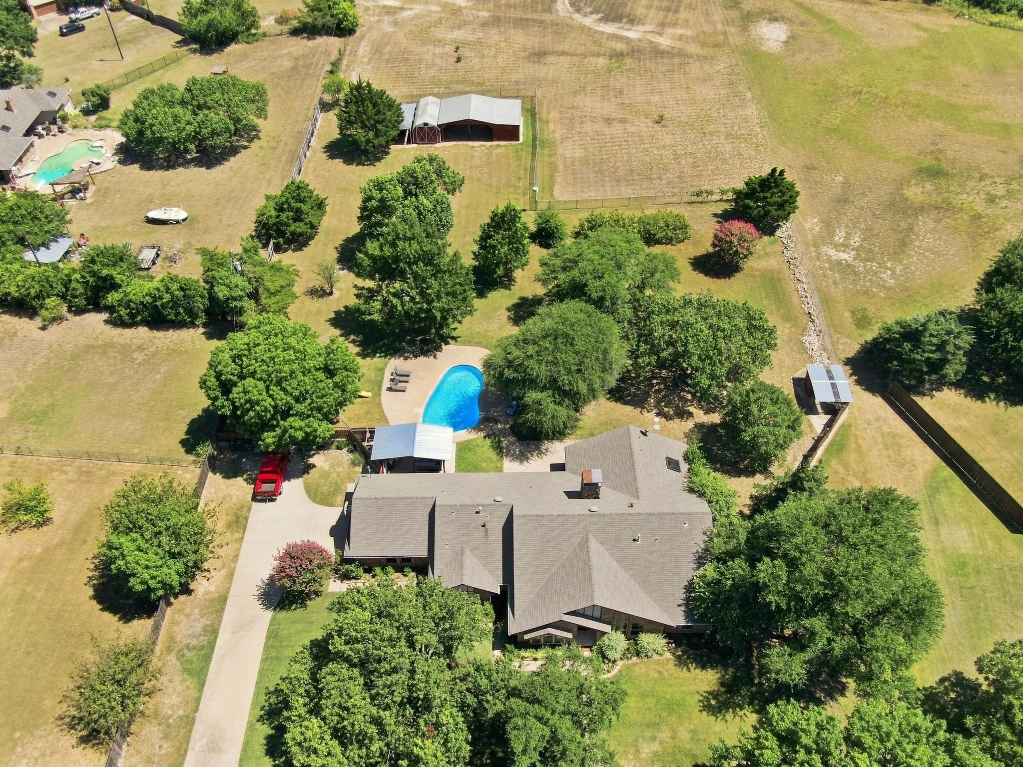 Single Family Residence For Sale in Ellis County , 210 Rock Springs Court, Waxahachie, Texas 75165, 4 Bedroom, 3 Bathroom, 2 Garage spaces, 2,917 Sqft, built in 1983, mls#21344663, Real Estate Agent in Waxahachie, Homes For Sale in Ellis county, Homes For Sale in Waxahachie, Realtor in Waxahachie Texas, Real Estate Brokerage Independent Realty Texas, Luminita Cordes Realtor