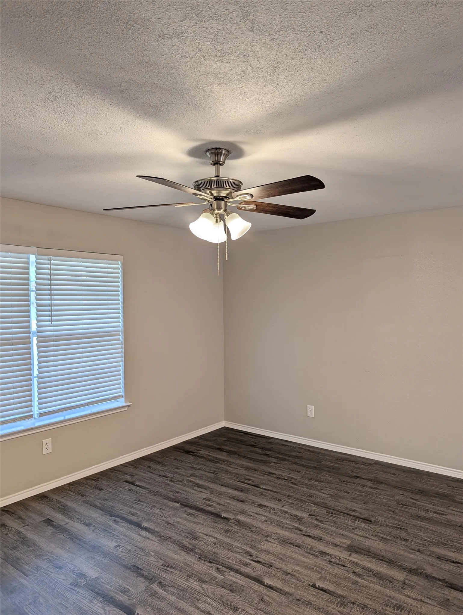 Single Family Residence For Rent in Parker County , 118 Westridge Drive, Springtown, Texas 76082, 3 Bedroom, 2 Bathroom, 2 Garage spaces, 1,053 Sqft, built in 1996, mls#21344801, Real Estate Agent in Springtown, Homes For Rent in Parker county, Homes For Rent in Springtown, Realtor in Springtown Texas, Real Estate Brokerage Independent Realty Texas, Luminita Cordes Realtor
