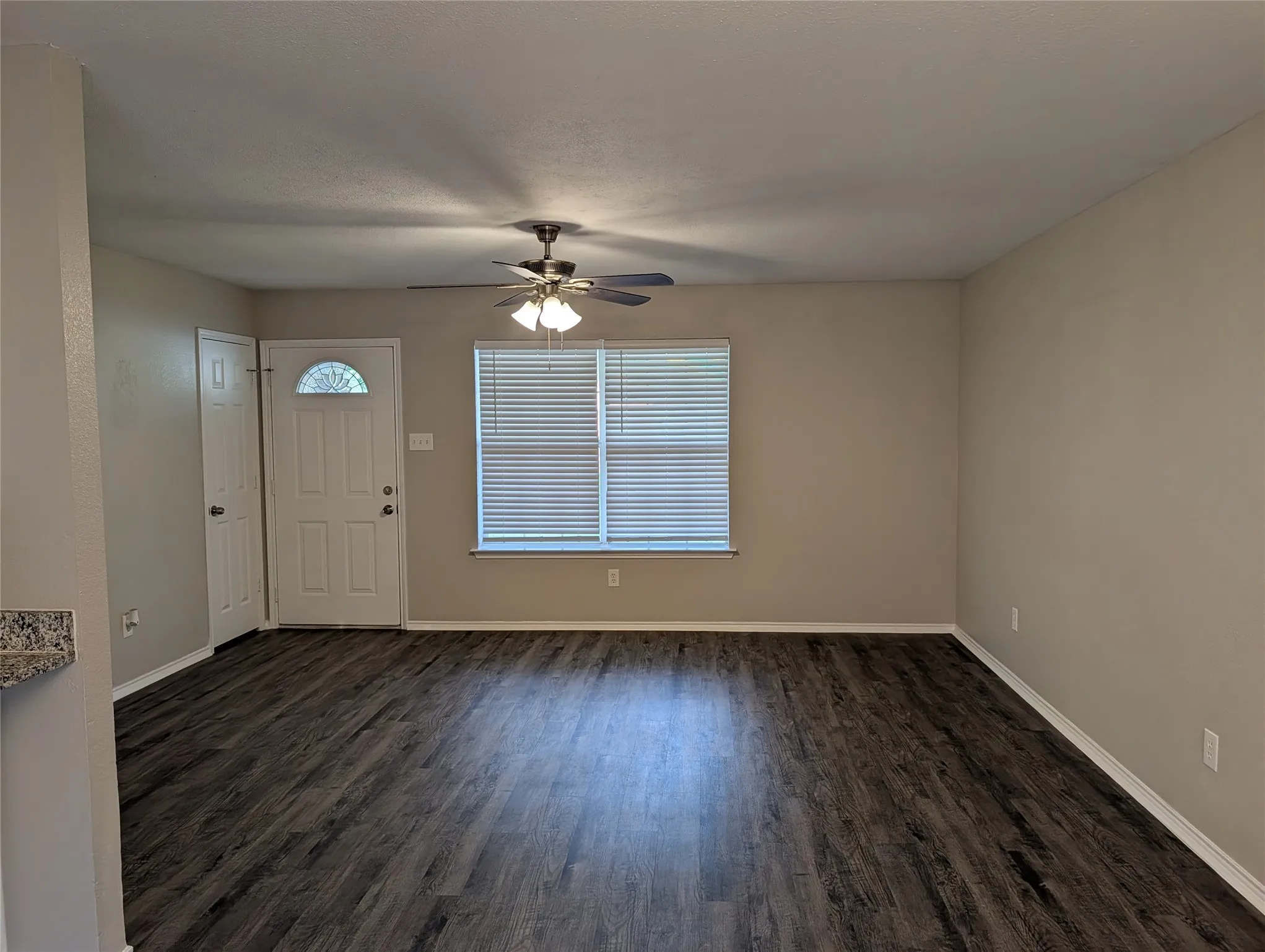 Single Family Residence For Rent in Parker County , 118 Westridge Drive, Springtown, Texas 76082, 3 Bedroom, 2 Bathroom, 2 Garage spaces, 1,053 Sqft, built in 1996, mls#21344801, Real Estate Agent in Springtown, Homes For Rent in Parker county, Homes For Rent in Springtown, Realtor in Springtown Texas, Real Estate Brokerage Independent Realty Texas, Luminita Cordes Realtor