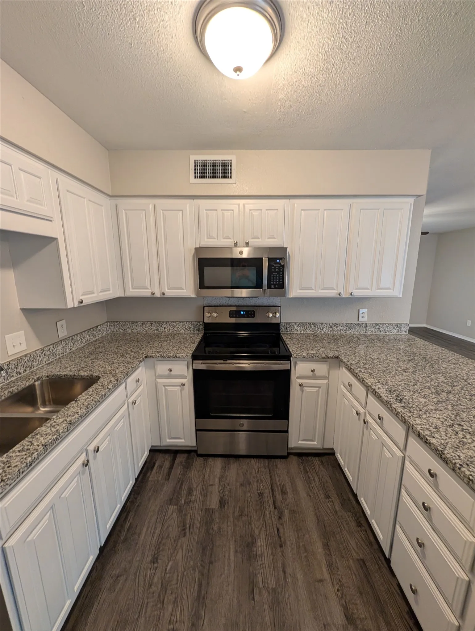 Single Family Residence For Rent in Parker County , 118 Westridge Drive, Springtown, Texas 76082, 3 Bedroom, 2 Bathroom, 2 Garage spaces, 1,053 Sqft, built in 1996, mls#21344801, Real Estate Agent in Springtown, Homes For Rent in Parker county, Homes For Rent in Springtown, Realtor in Springtown Texas, Real Estate Brokerage Independent Realty Texas, Luminita Cordes Realtor