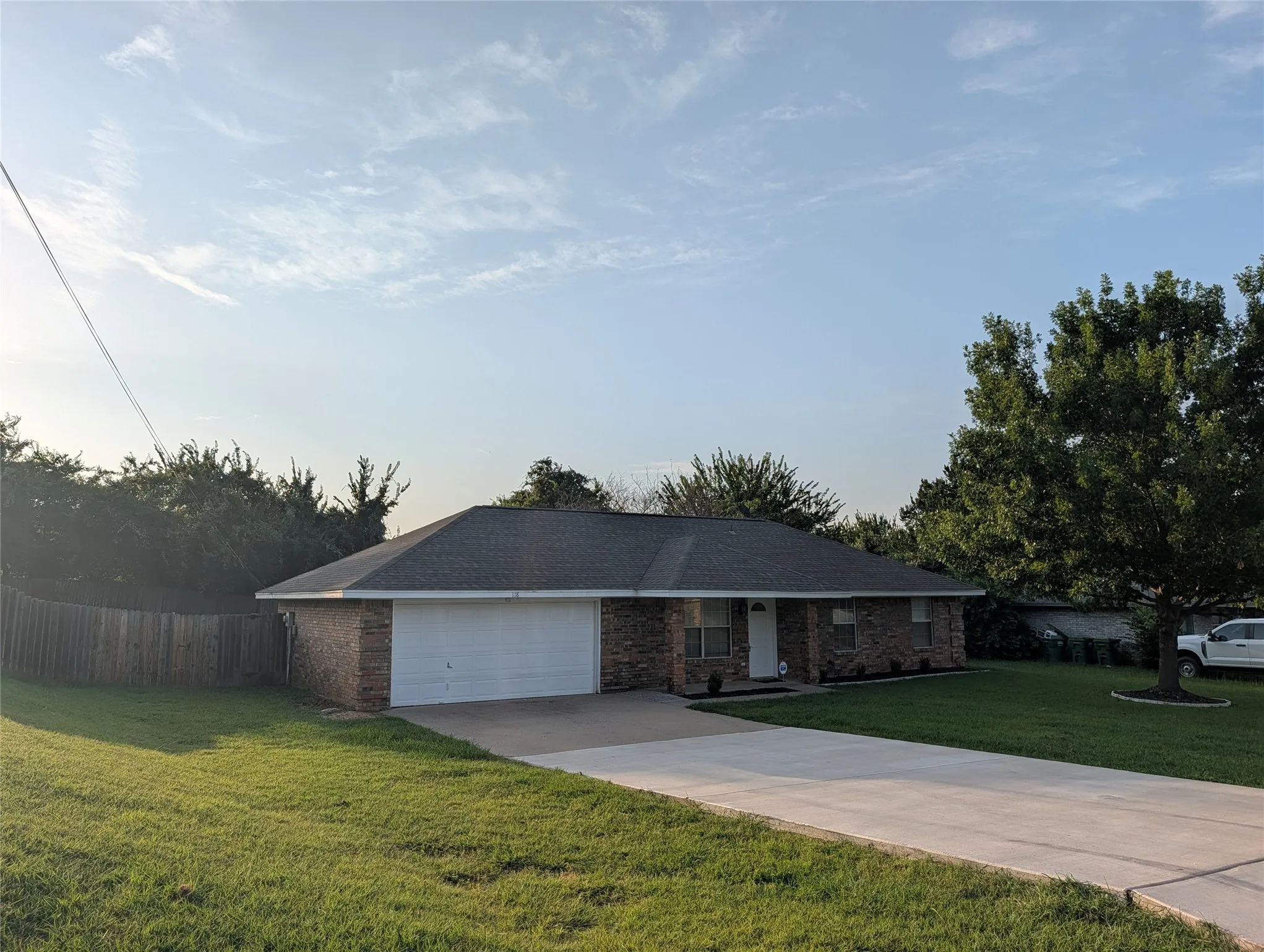 Single Family Residence For Rent in Parker County , 118 Westridge Drive, Springtown, Texas 76082, 3 Bedroom, 2 Bathroom, 2 Garage spaces, 1,053 Sqft, built in 1996, mls#21344801, Real Estate Agent in Springtown, Homes For Rent in Parker county, Homes For Rent in Springtown, Realtor in Springtown Texas, Real Estate Brokerage Independent Realty Texas, Luminita Cordes Realtor
