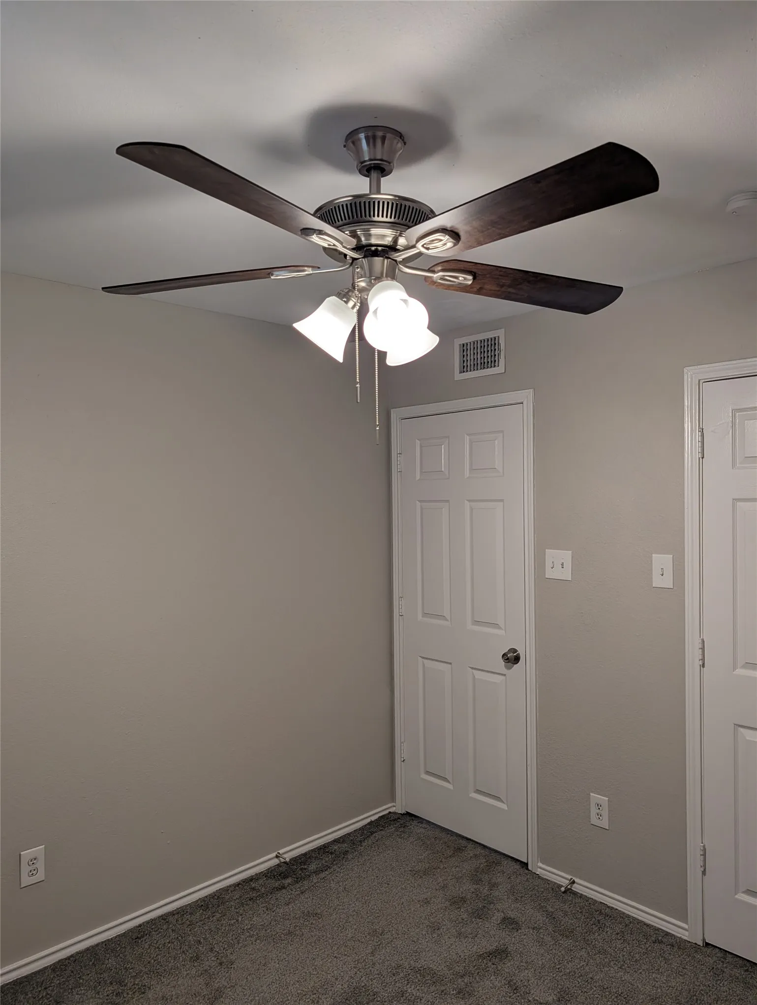 Single Family Residence For Rent in Parker County , 118 Westridge Drive, Springtown, Texas 76082, 3 Bedroom, 2 Bathroom, 2 Garage spaces, 1,053 Sqft, built in 1996, mls#21344801, Real Estate Agent in Springtown, Homes For Rent in Parker county, Homes For Rent in Springtown, Realtor in Springtown Texas, Real Estate Brokerage Independent Realty Texas, Luminita Cordes Realtor