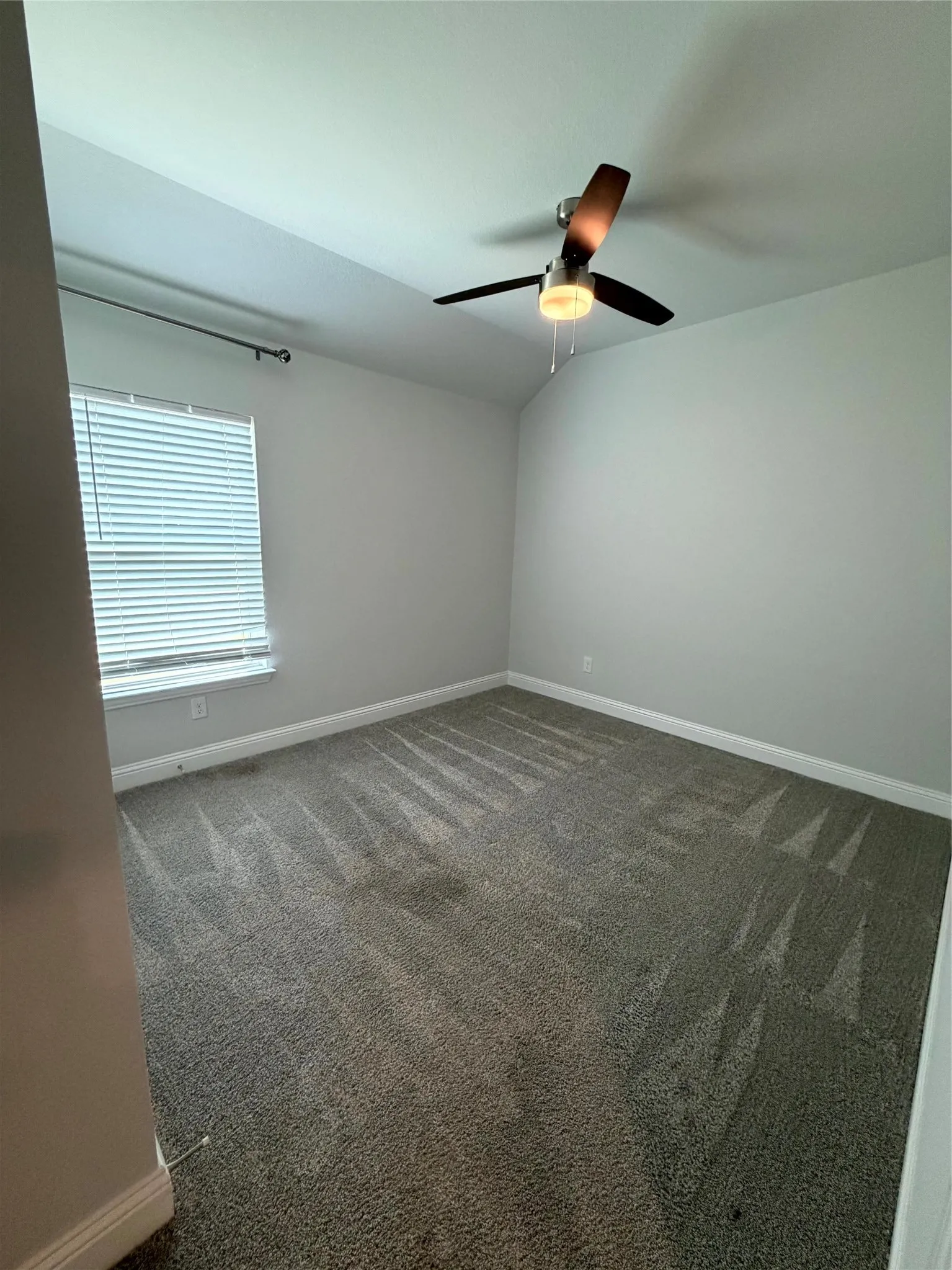 Single Family Residence For Rent in Rockwall County , 252 Fire Rock Drive, Royse City, Texas 75189, 4 Bedroom, 2 Bathroom, 2 Garage spaces, 1,906 Sqft, built in 2023, mls#21344804, Real Estate Agent in Royse City, Homes For Rent in Rockwall county, Homes For Rent in Royse City, Realtor in Royse City Texas, Real Estate Brokerage Independent Realty Texas, Luminita Cordes Realtor