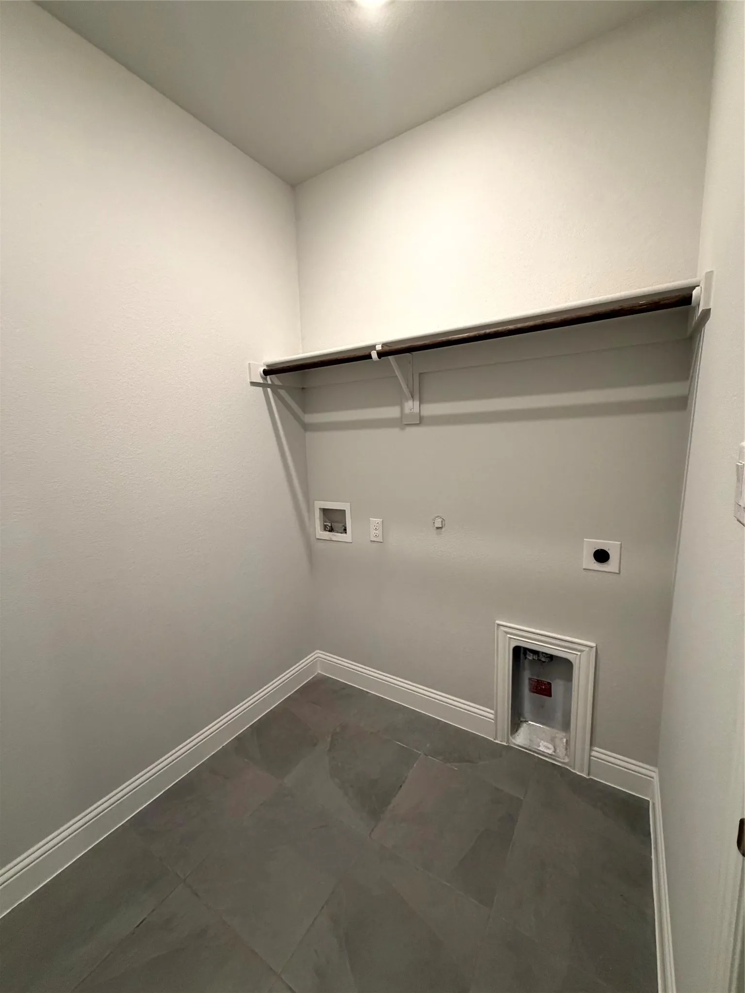 Single Family Residence For Rent in Rockwall County , 252 Fire Rock Drive, Royse City, Texas 75189, 4 Bedroom, 2 Bathroom, 2 Garage spaces, 1,906 Sqft, built in 2023, mls#21344804, Real Estate Agent in Royse City, Homes For Rent in Rockwall county, Homes For Rent in Royse City, Realtor in Royse City Texas, Real Estate Brokerage Independent Realty Texas, Luminita Cordes Realtor