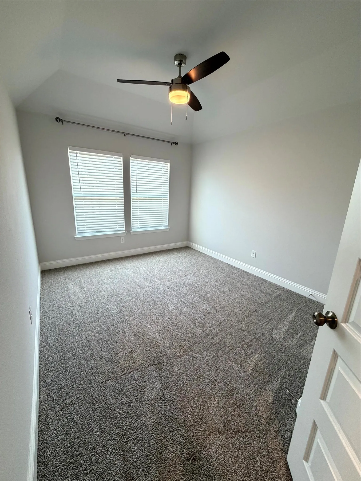 Single Family Residence For Rent in Rockwall County , 252 Fire Rock Drive, Royse City, Texas 75189, 4 Bedroom, 2 Bathroom, 2 Garage spaces, 1,906 Sqft, built in 2023, mls#21344804, Real Estate Agent in Royse City, Homes For Rent in Rockwall county, Homes For Rent in Royse City, Realtor in Royse City Texas, Real Estate Brokerage Independent Realty Texas, Luminita Cordes Realtor