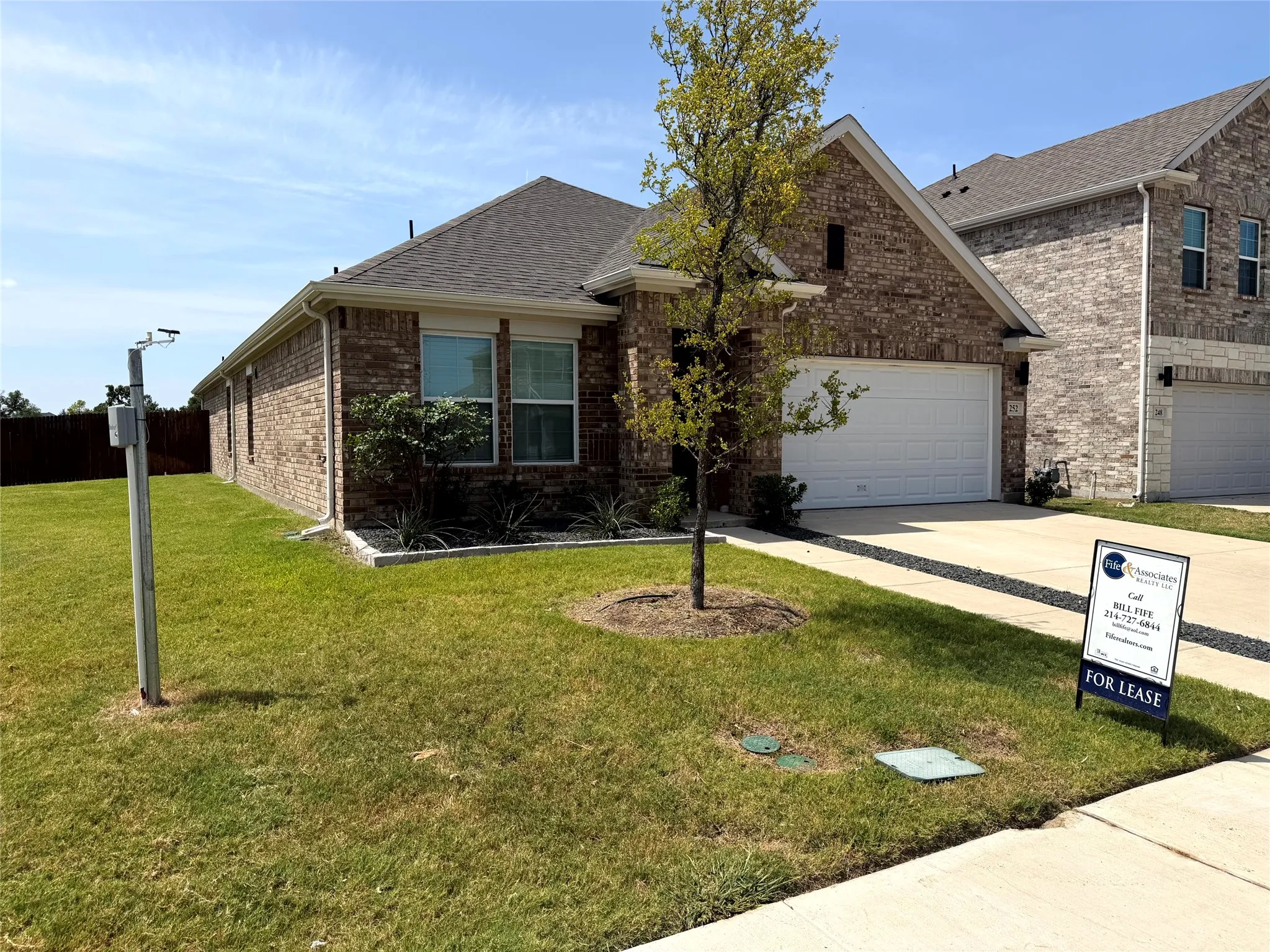 Single Family Residence For Rent in Rockwall County , 252 Fire Rock Drive, Royse City, Texas 75189, 4 Bedroom, 2 Bathroom, 2 Garage spaces, 1,906 Sqft, built in 2023, mls#21344804, Real Estate Agent in Royse City, Homes For Rent in Rockwall county, Homes For Rent in Royse City, Realtor in Royse City Texas, Real Estate Brokerage Independent Realty Texas, Luminita Cordes Realtor