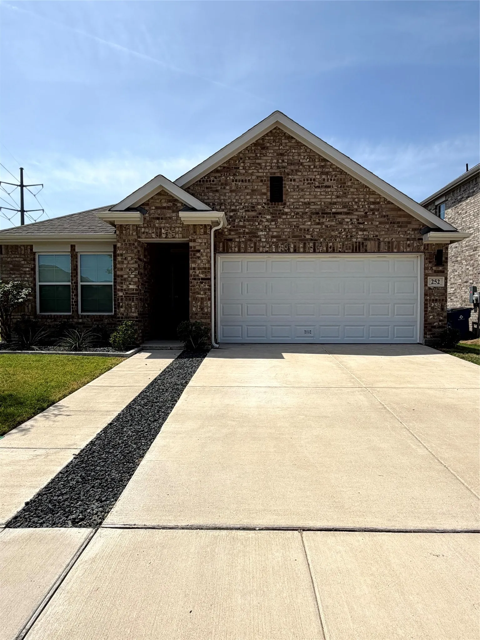 Single Family Residence For Rent in Rockwall County , 252 Fire Rock Drive, Royse City, Texas 75189, 4 Bedroom, 2 Bathroom, 2 Garage spaces, 1,906 Sqft, built in 2023, mls#21344804, Real Estate Agent in Royse City, Homes For Rent in Rockwall county, Homes For Rent in Royse City, Realtor in Royse City Texas, Real Estate Brokerage Independent Realty Texas, Luminita Cordes Realtor
